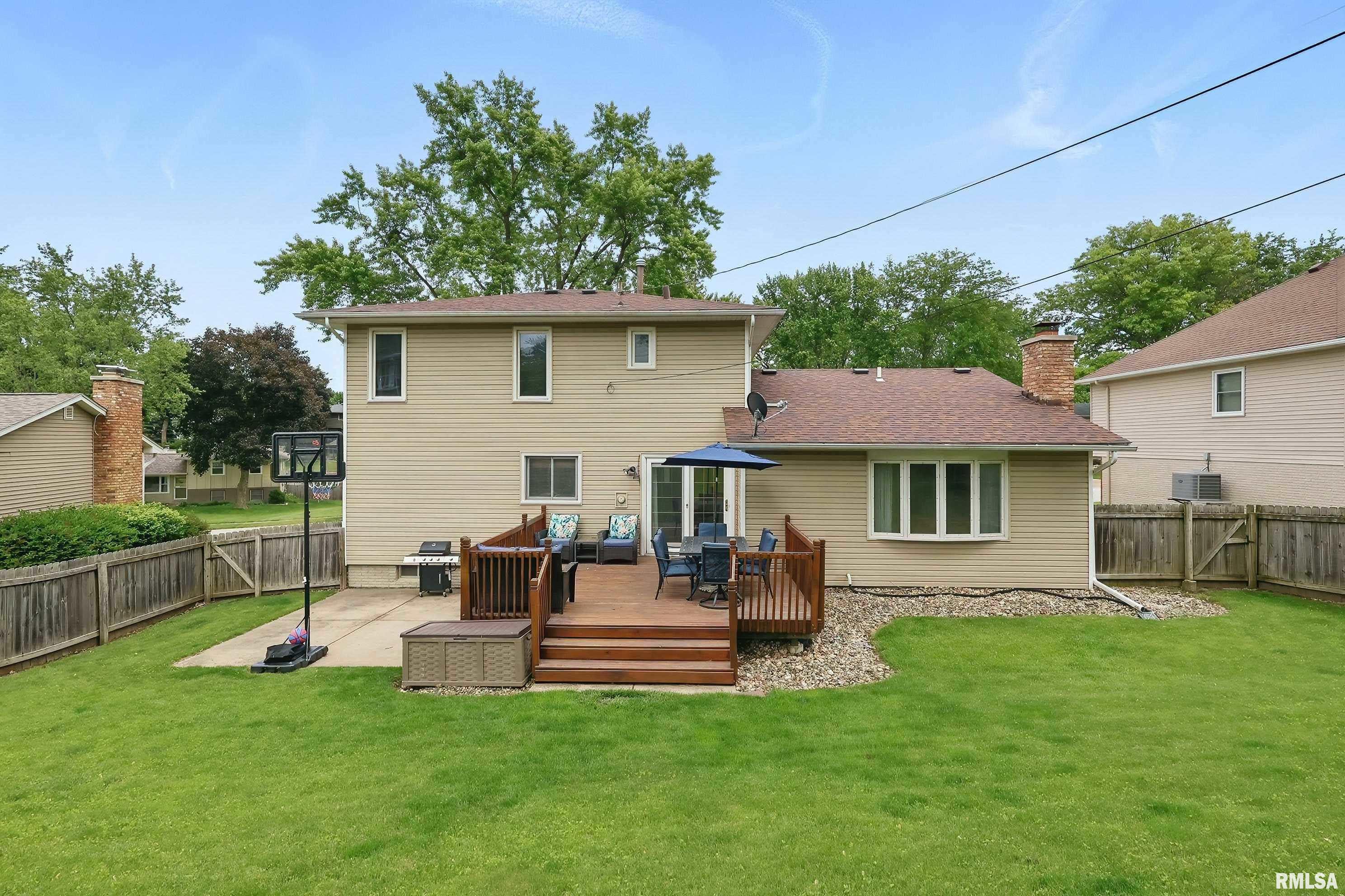4020 Tanglefoot Terrace, Bettendorf, Iowa image 34