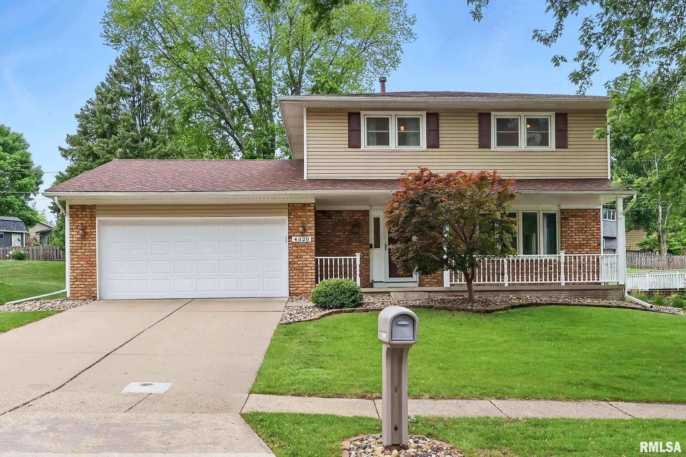 4020 Tanglefoot Terrace, Bettendorf, Iowa image 2