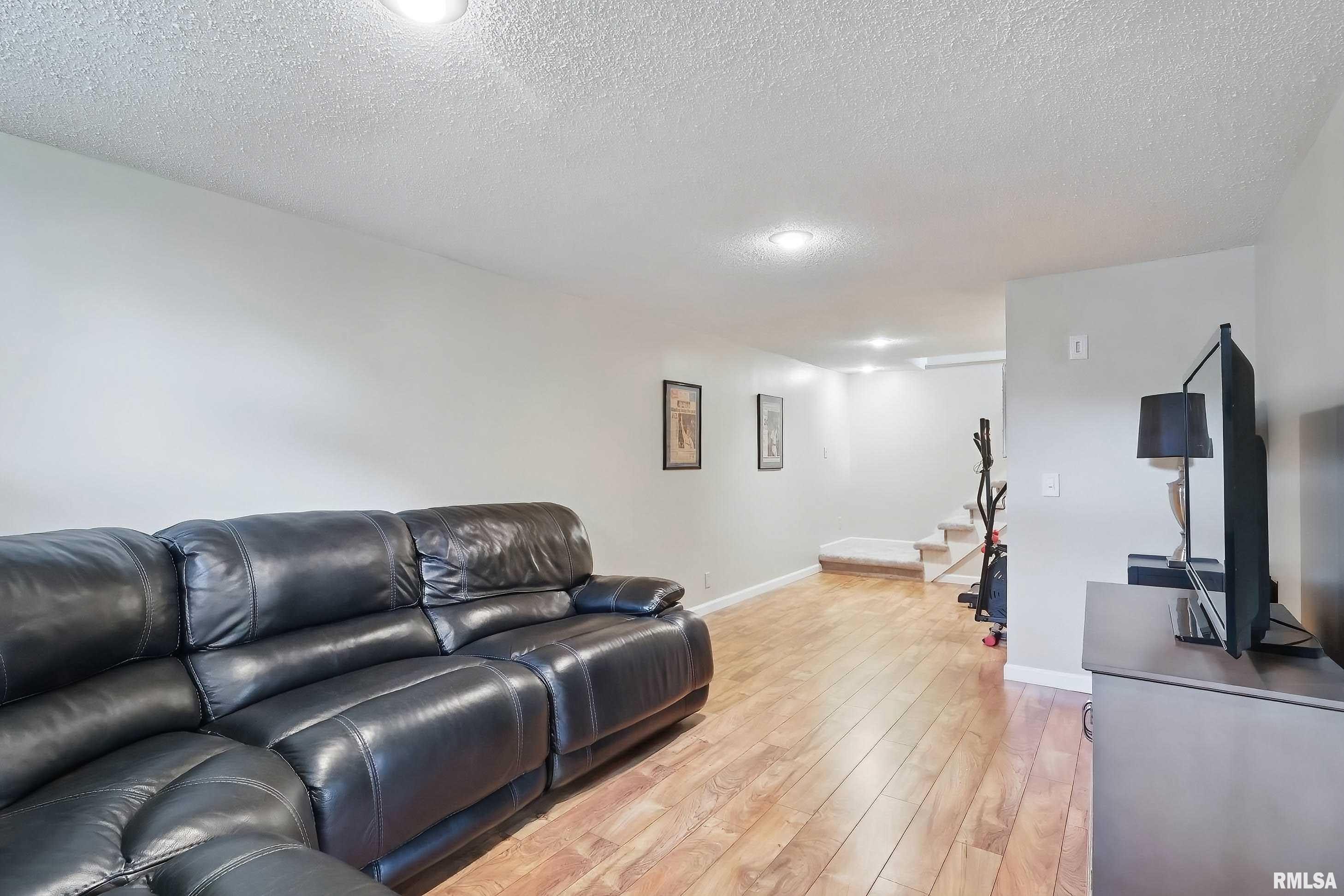 4020 Tanglefoot Terrace, Bettendorf, Iowa image 28