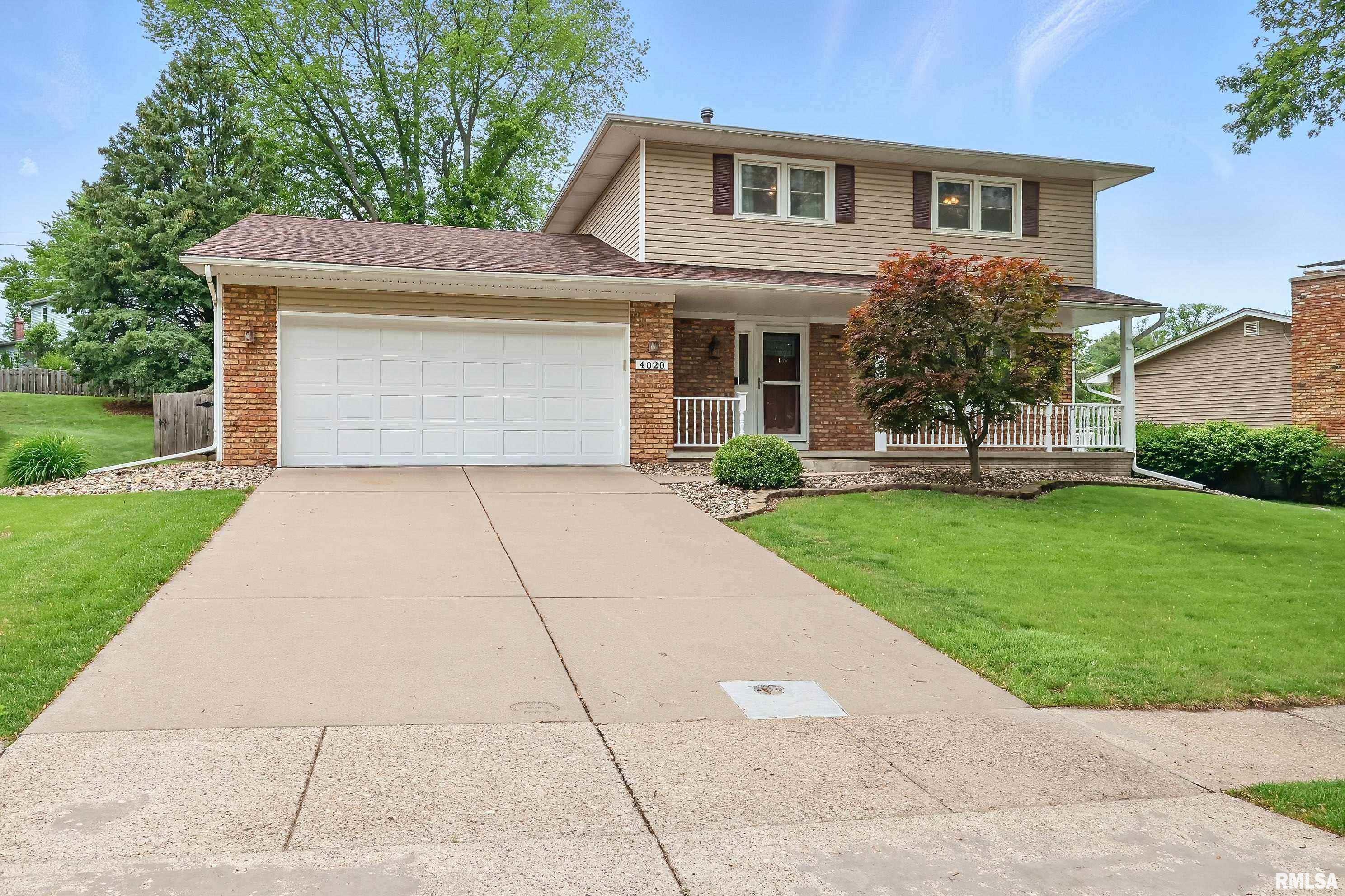 4020 Tanglefoot Terrace, Bettendorf, Iowa image 3