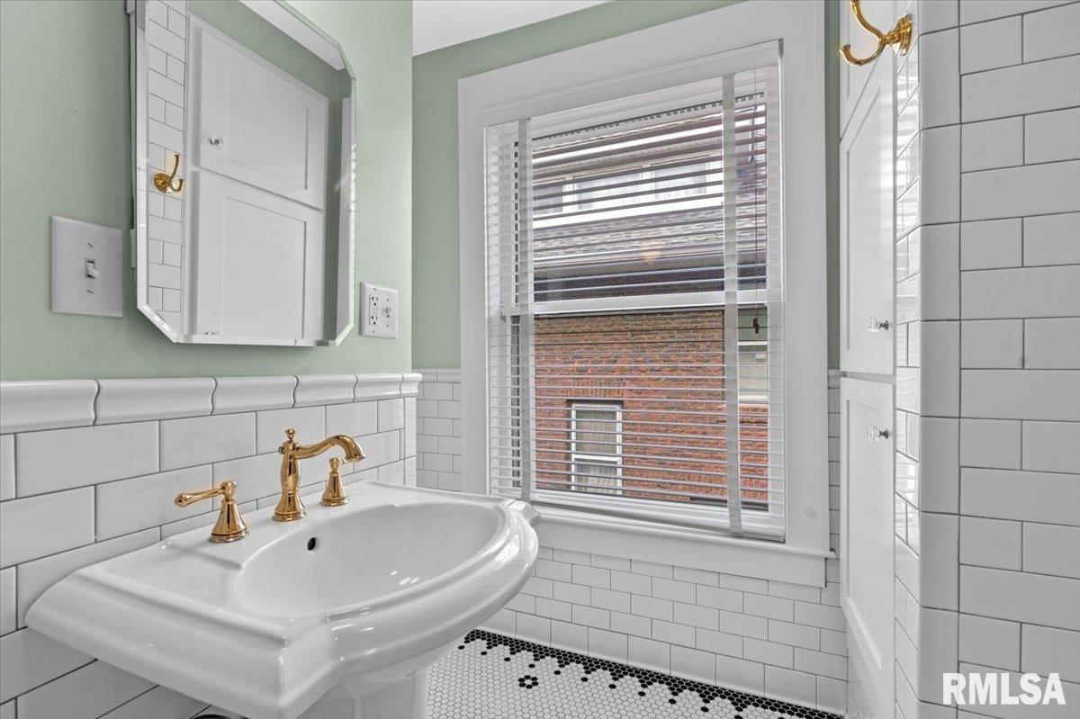 872 S Park Avenue, Springfield, Illinois image 34