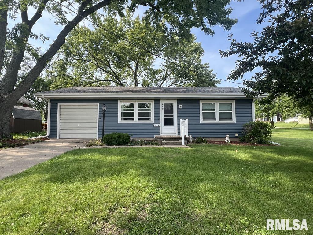 510 W Kelly Street, Macomb, Illinois image 1