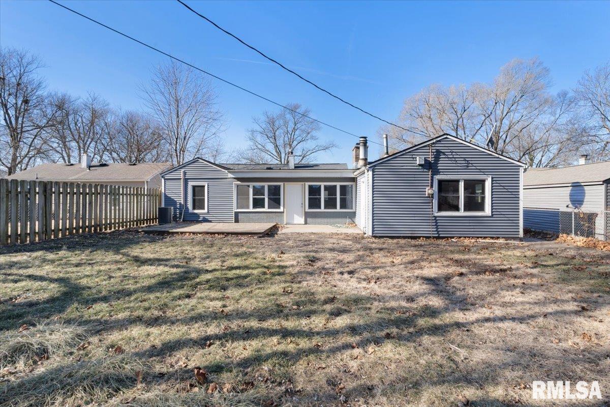129 W 3rd Street, Coal Valley, Illinois image 7