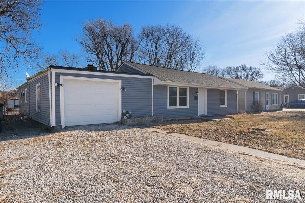 129 W 3rd Street, Coal Valley, Illinois image 4