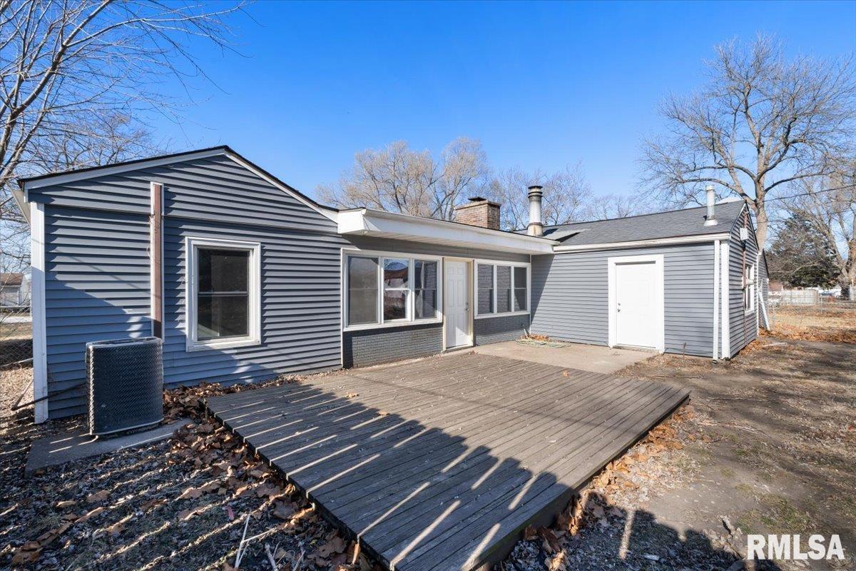 129 W 3rd Street, Coal Valley, Illinois image 9