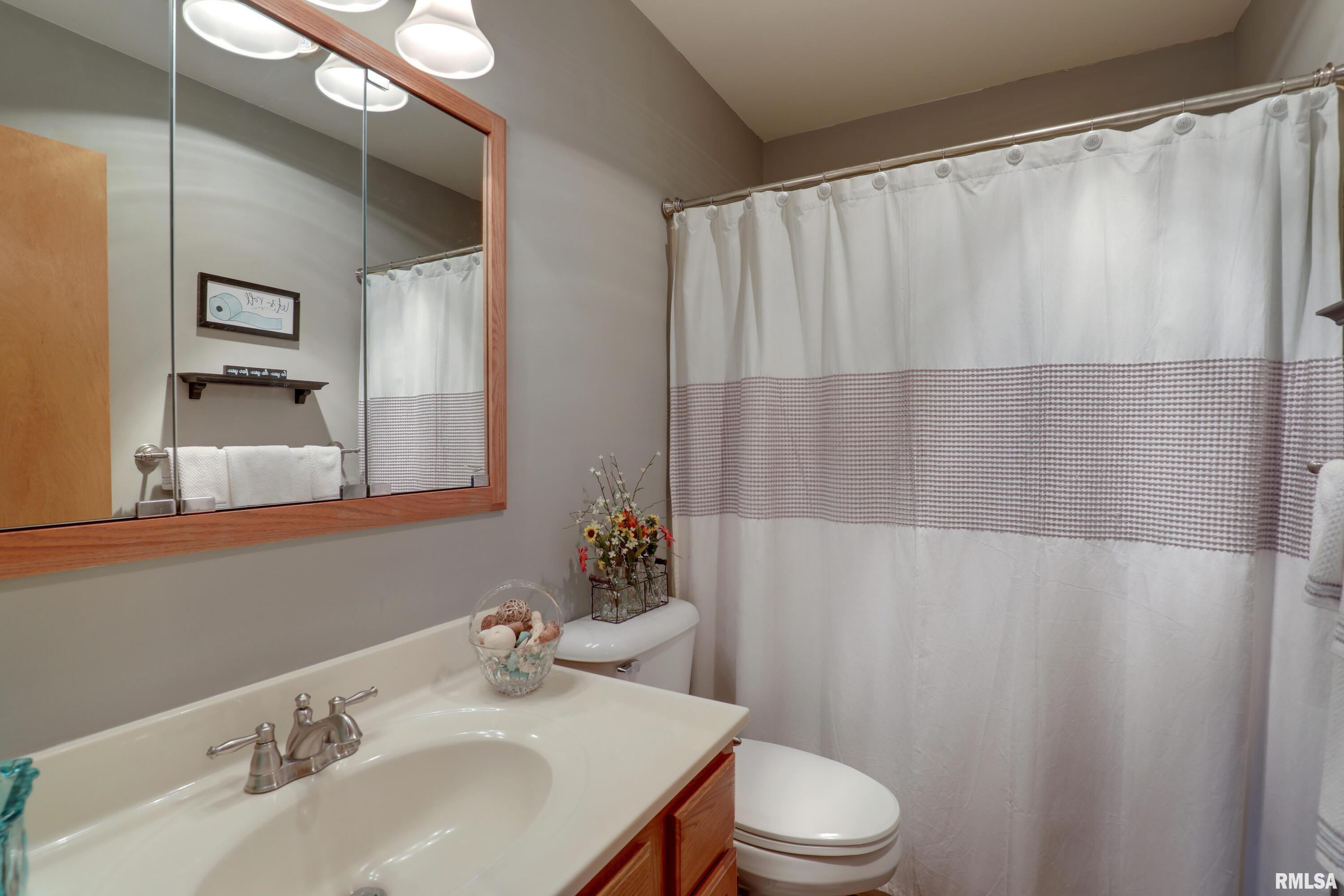 1447 Gilmoor Drive, Fowler, Illinois image 19