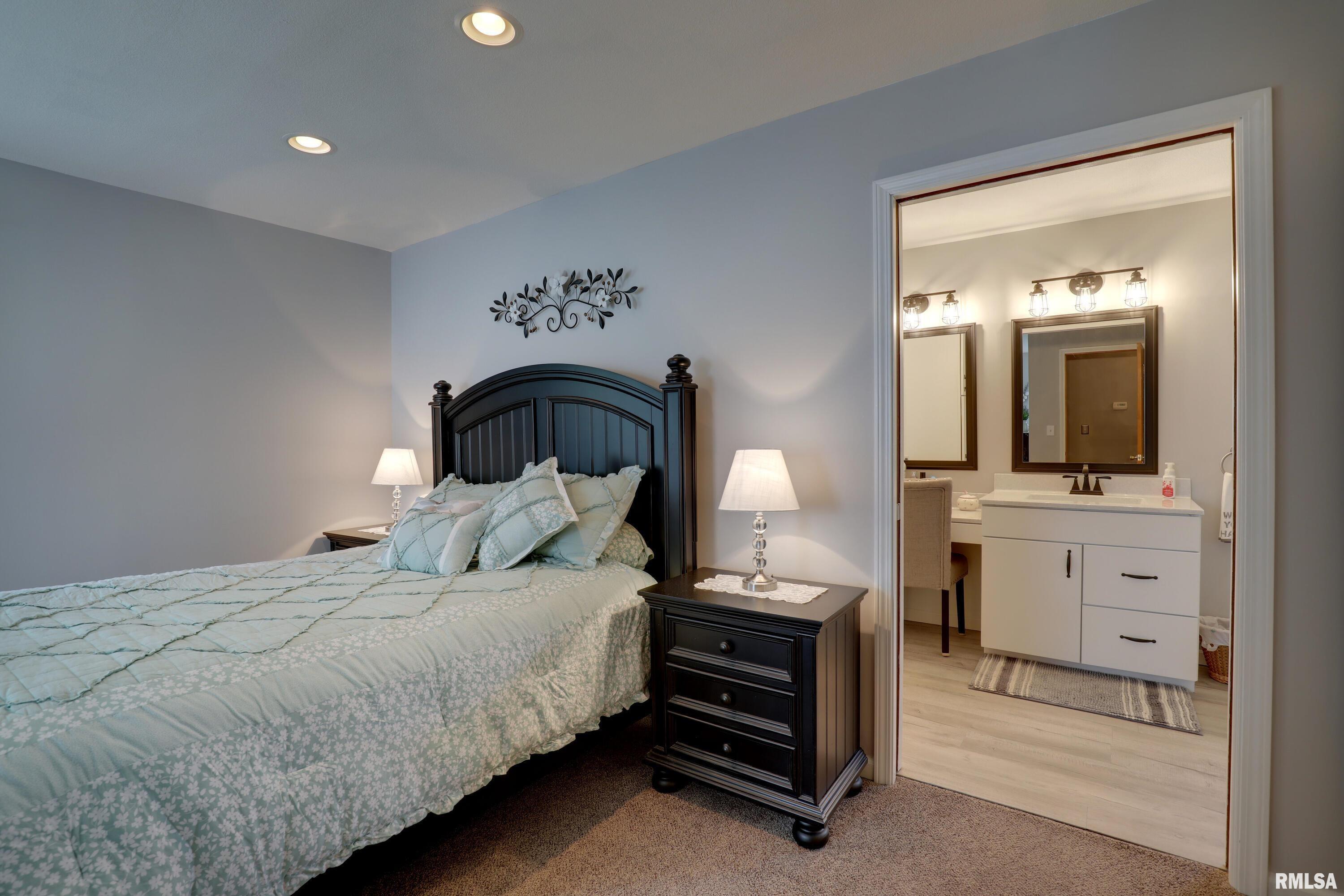 1447 Gilmoor Drive, Fowler, Illinois image 8