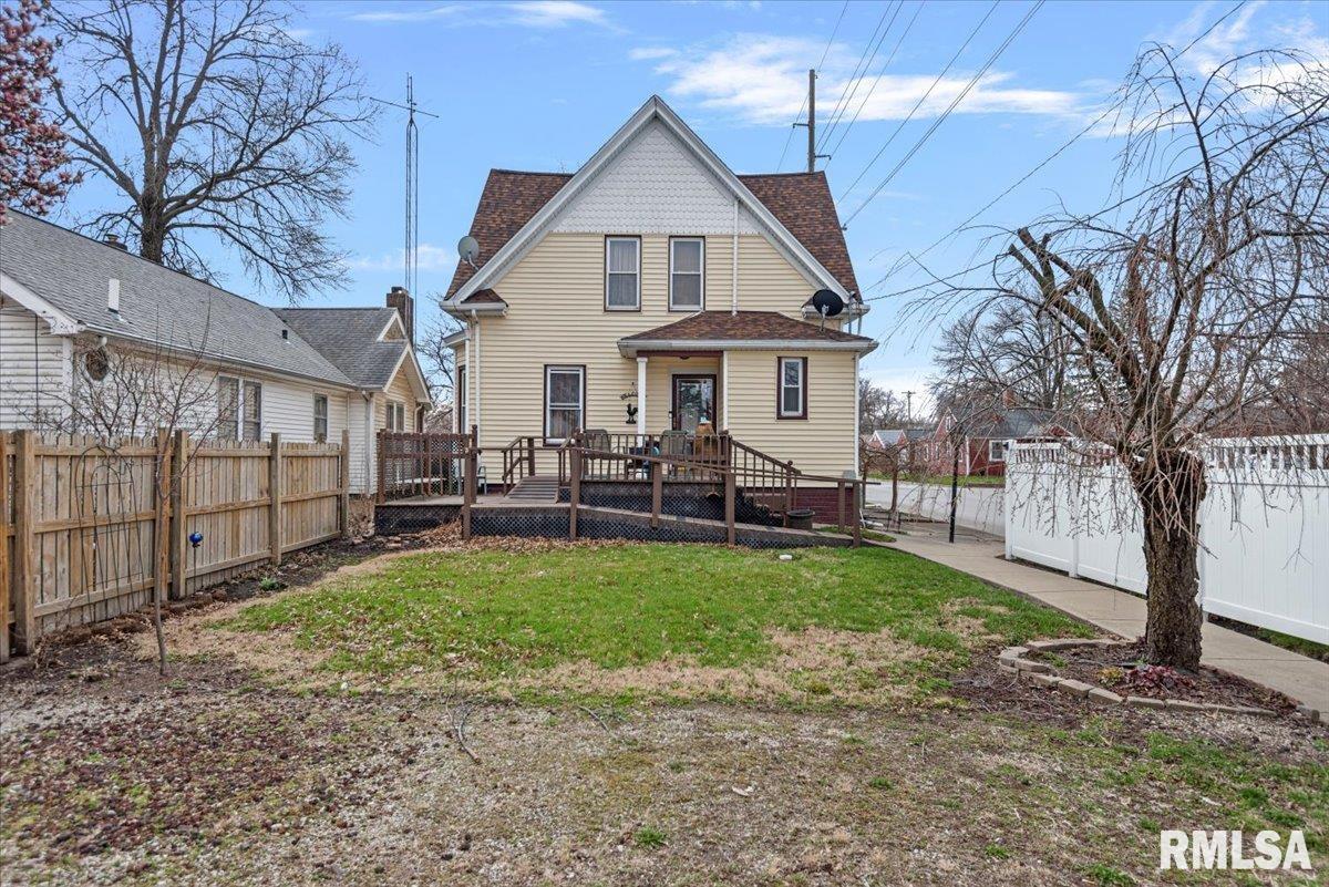 925 W Main Cross Street, Taylorville, Illinois image 34
