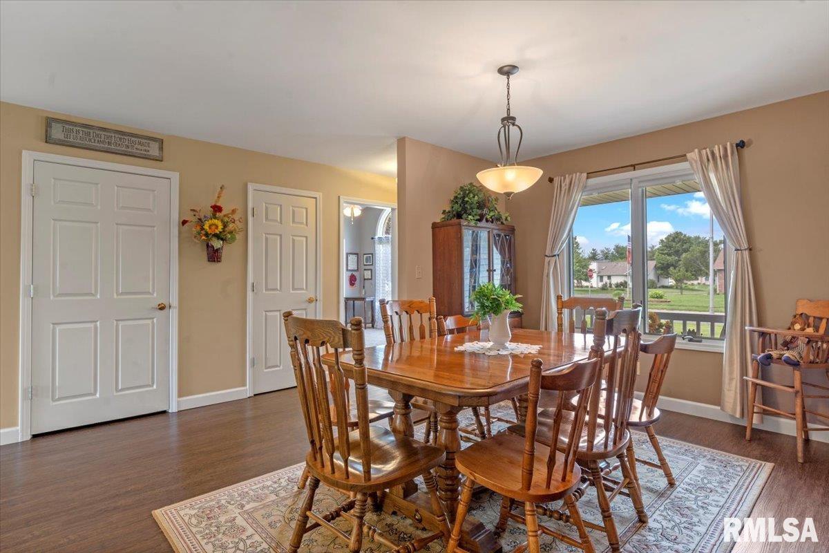 3800 Bergamot Drive, Springfield, Illinois image 7