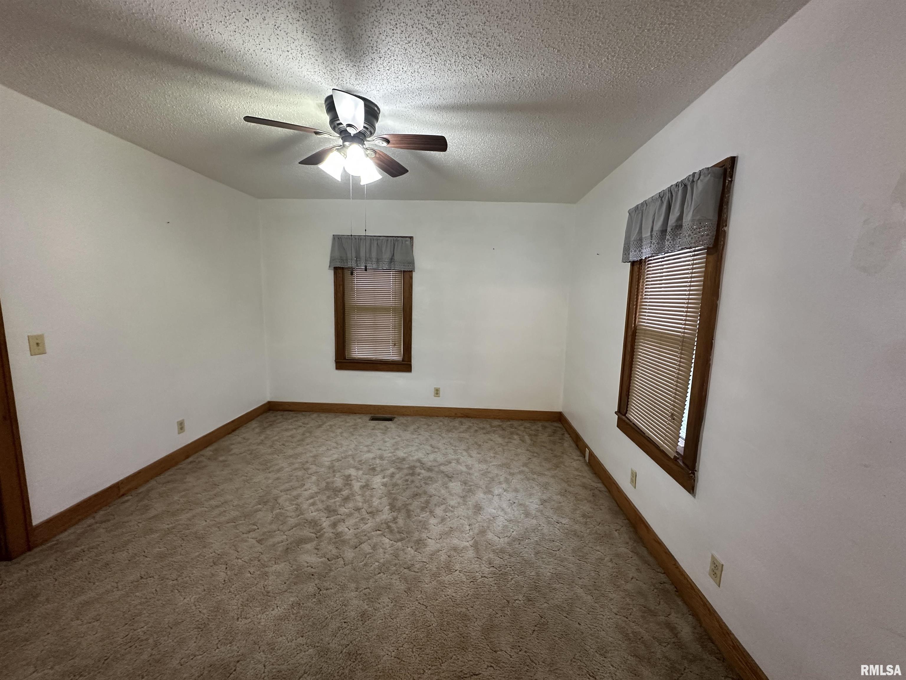 505 Saint Clair Street, Altamont, Illinois image 13