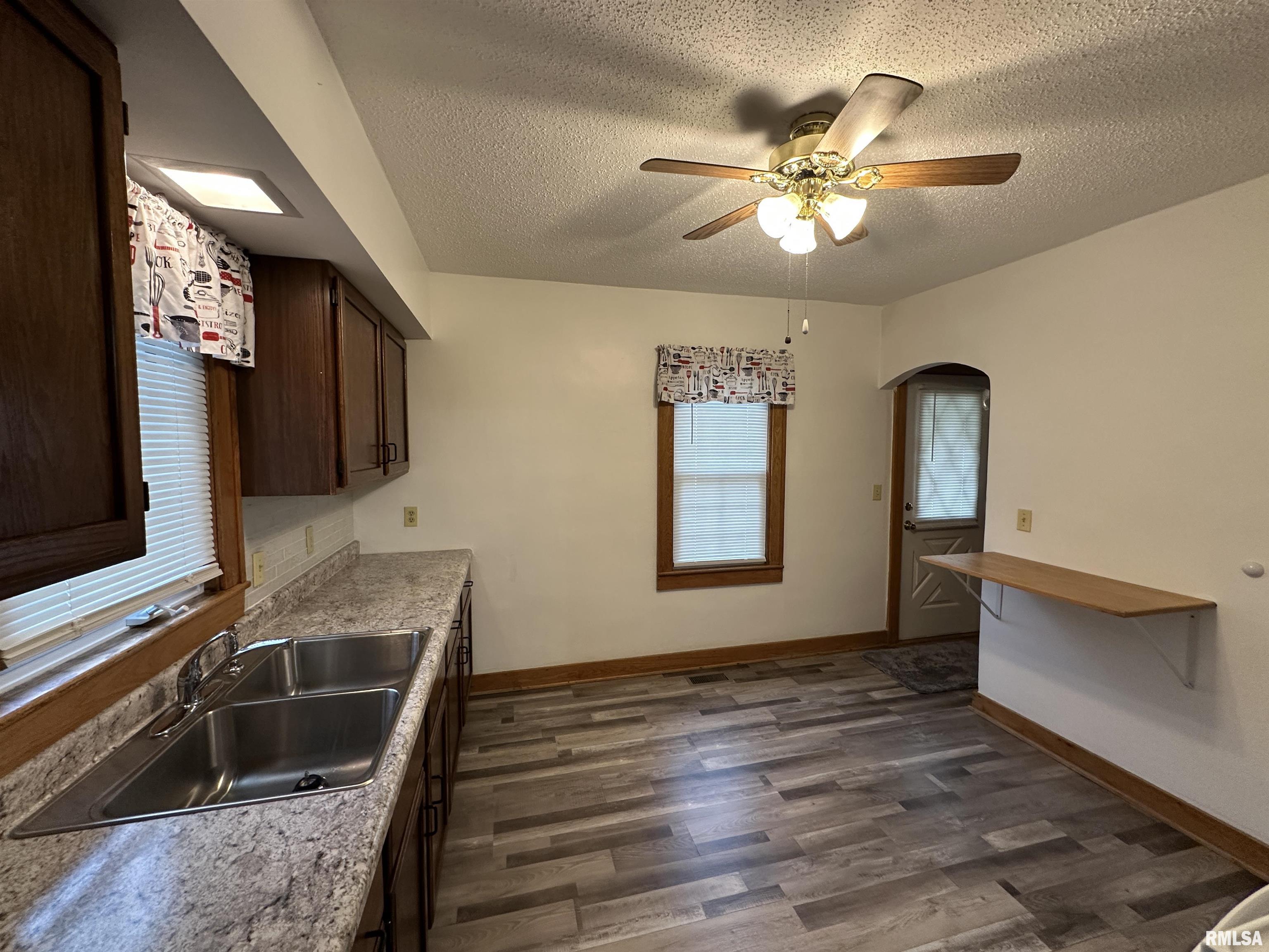 505 Saint Clair Street, Altamont, Illinois image 10
