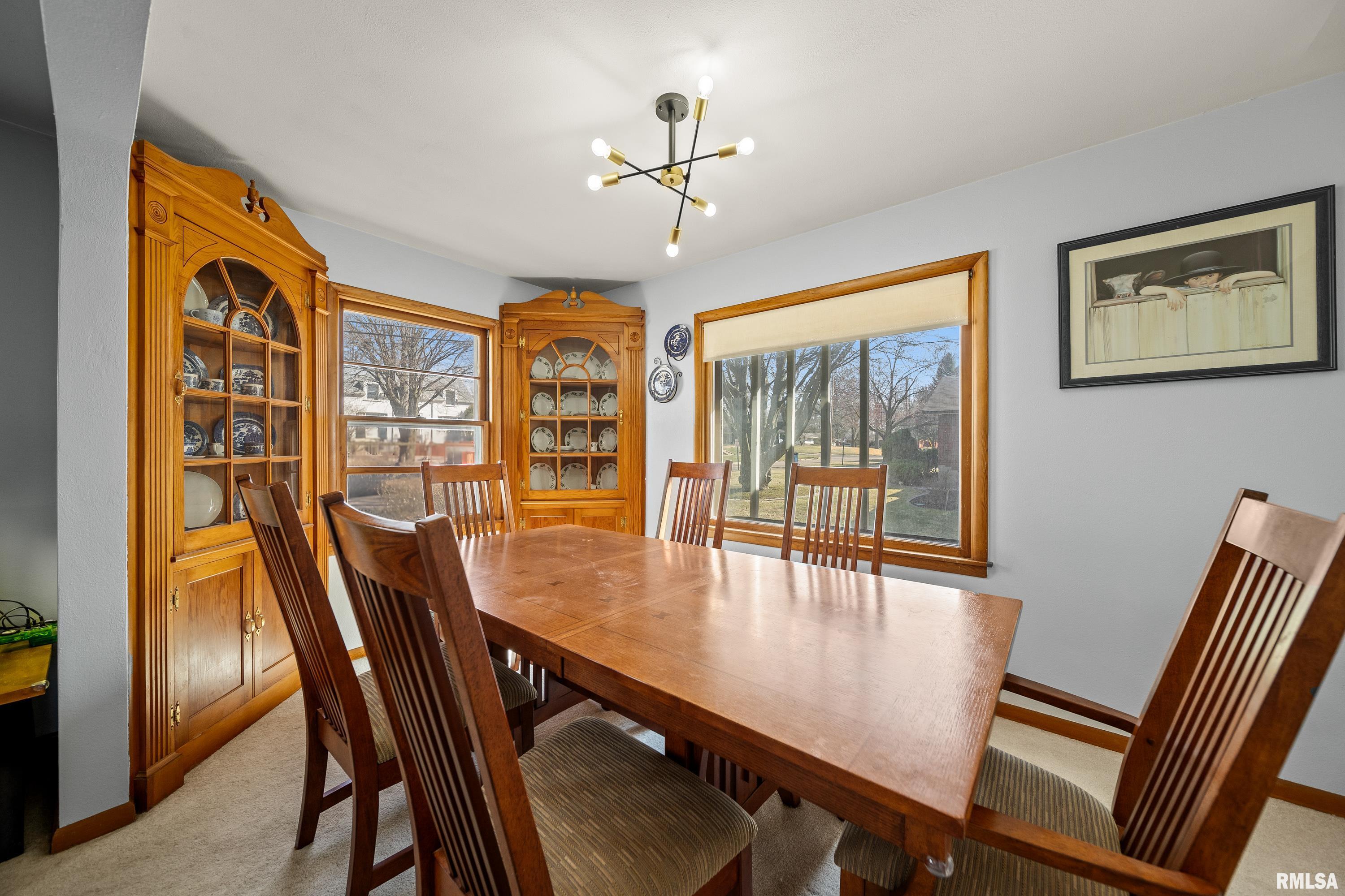 1033 E Boston Avenue, Monmouth, Illinois image 8