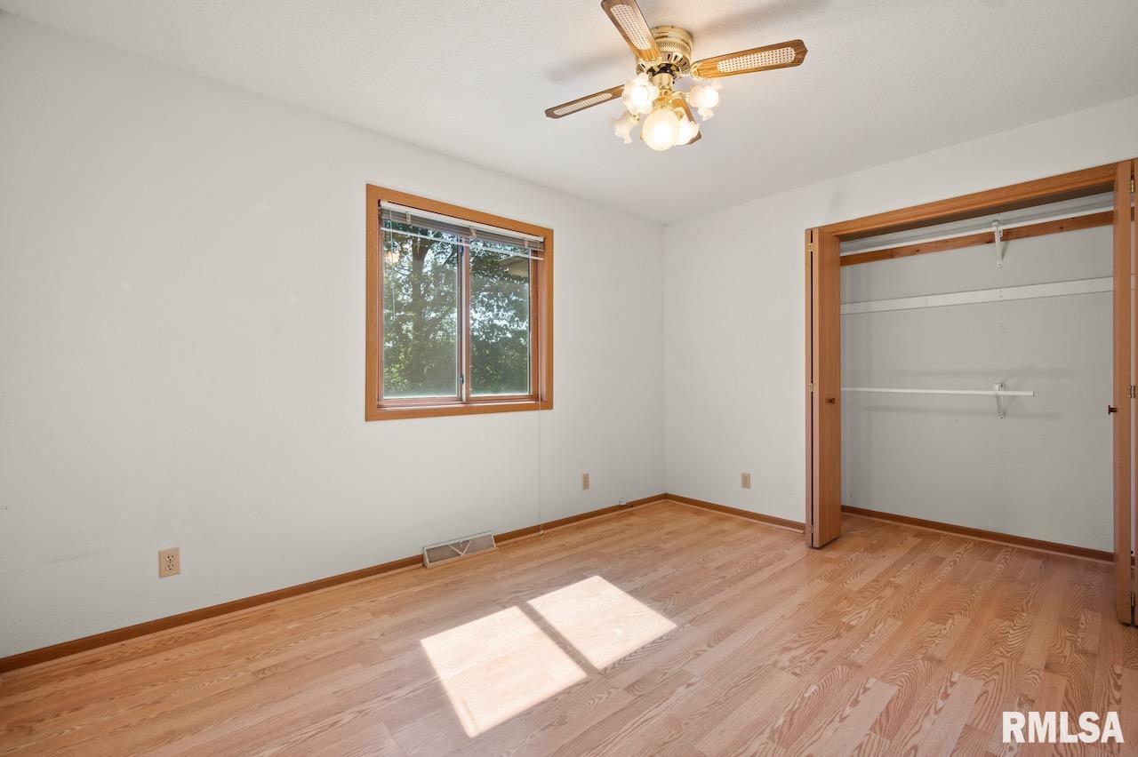 25633 N County Road 2500 E, Manito, Illinois image 17