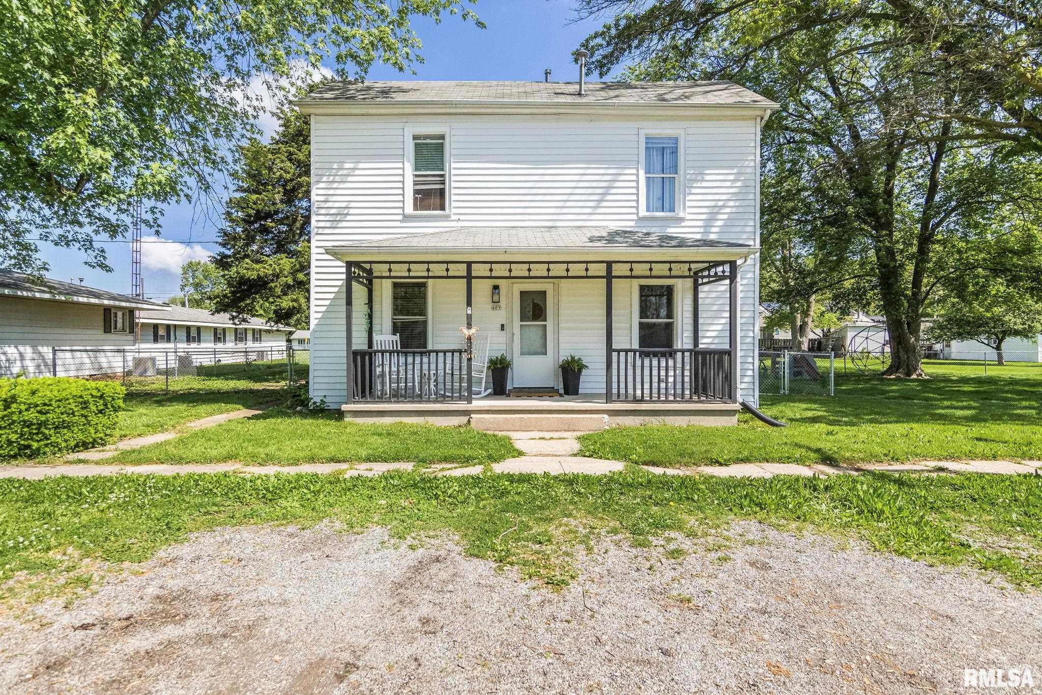 409 E 3rd Street, Pleasant Plains, Illinois image 1