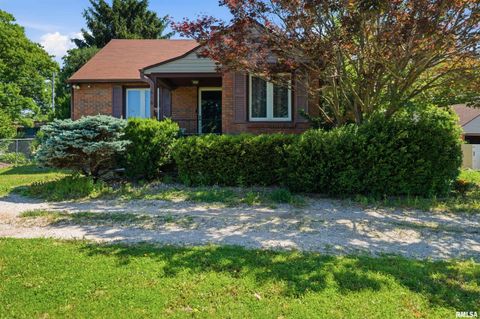 Homes For Sale - 5414 N Humboldt Avenue<br/> Peoria Heights, IL 61616