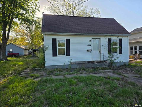 Photo of 454 S 3RD Avenue, Canton, IL 61520 (MLS # PA1266006)