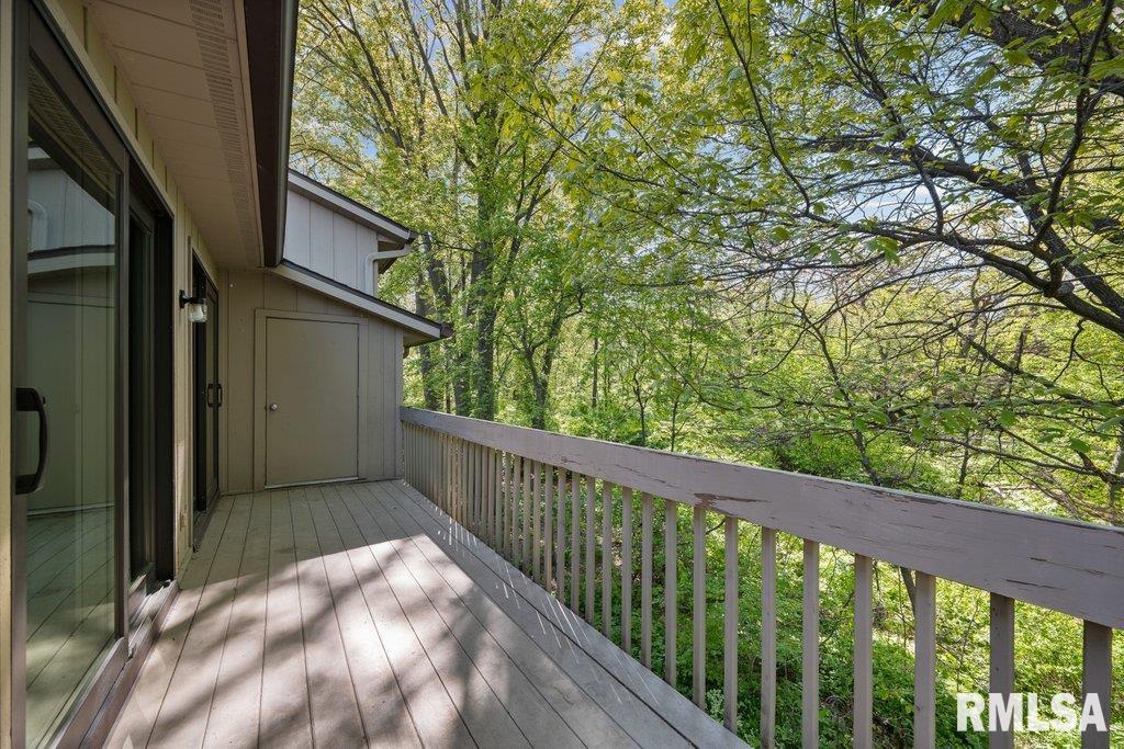 708 51st Avenue, East Moline, Illinois image 26