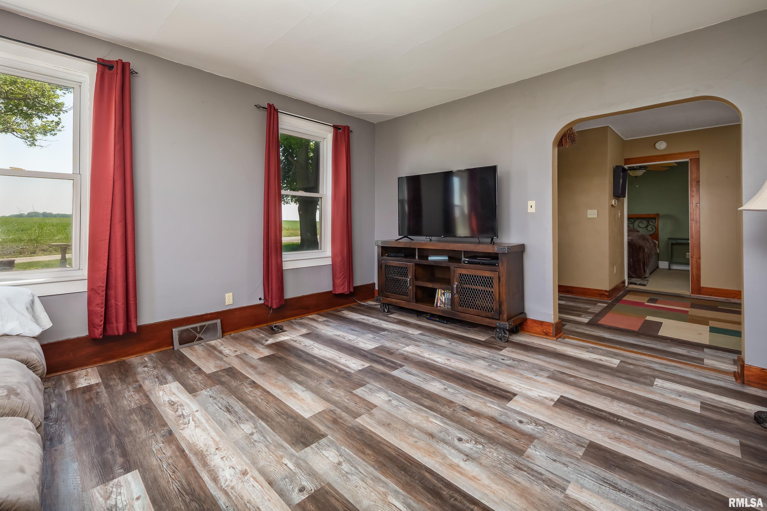 6347 E 400th Street, Lynn Center, Illinois image 14