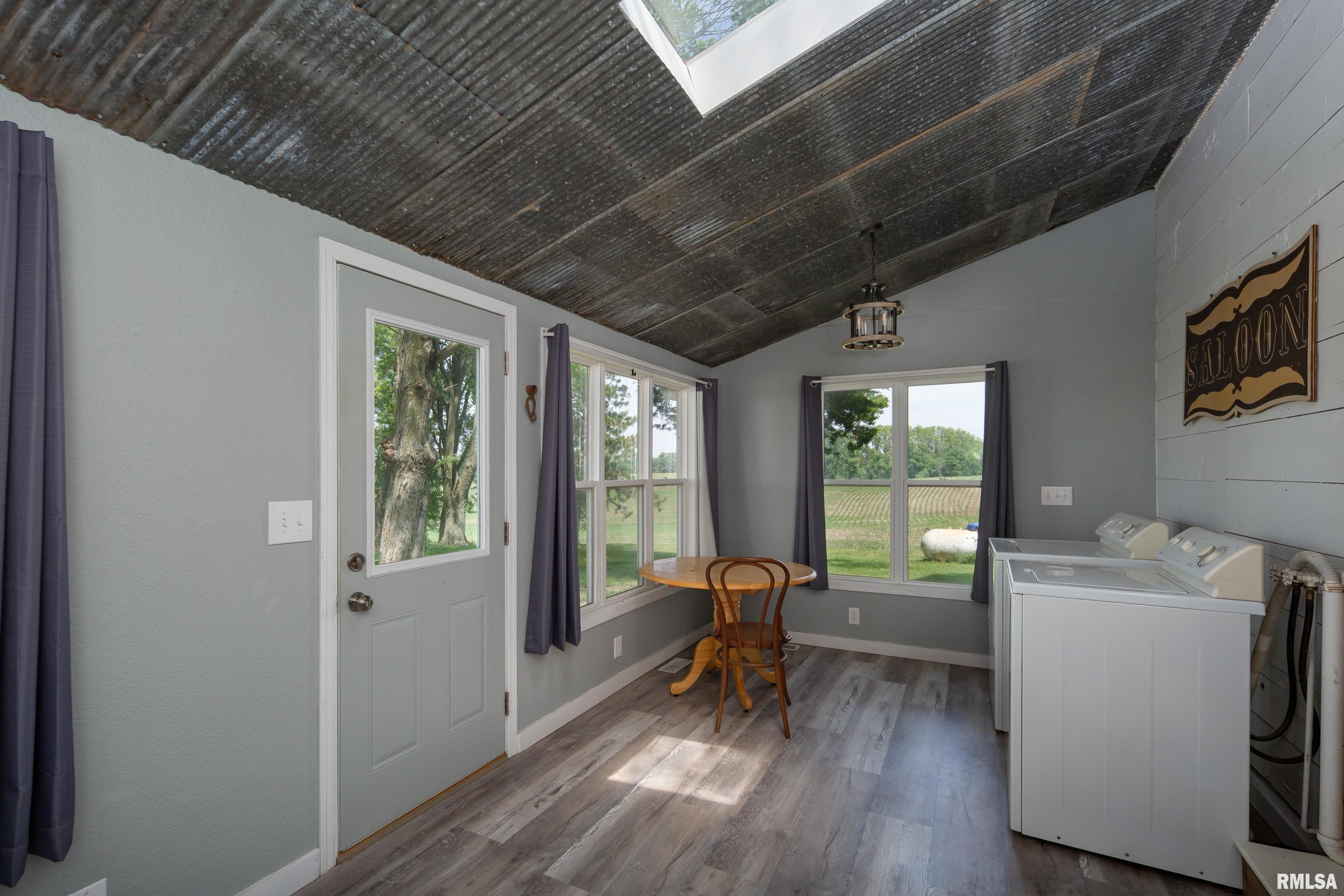 6347 E 400th Street, Lynn Center, Illinois image 32