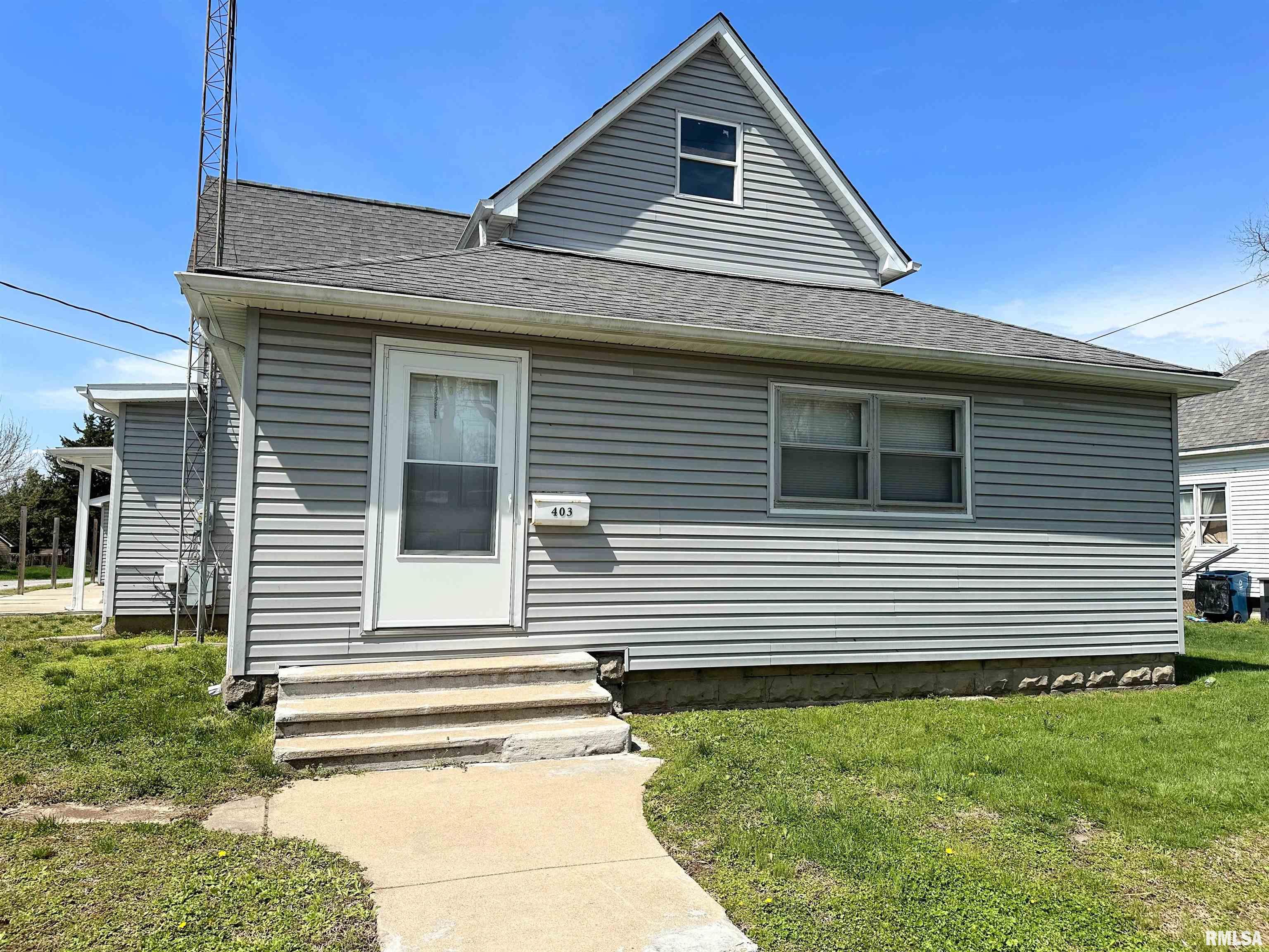 403 S State Street, Christopher, Illinois image 1