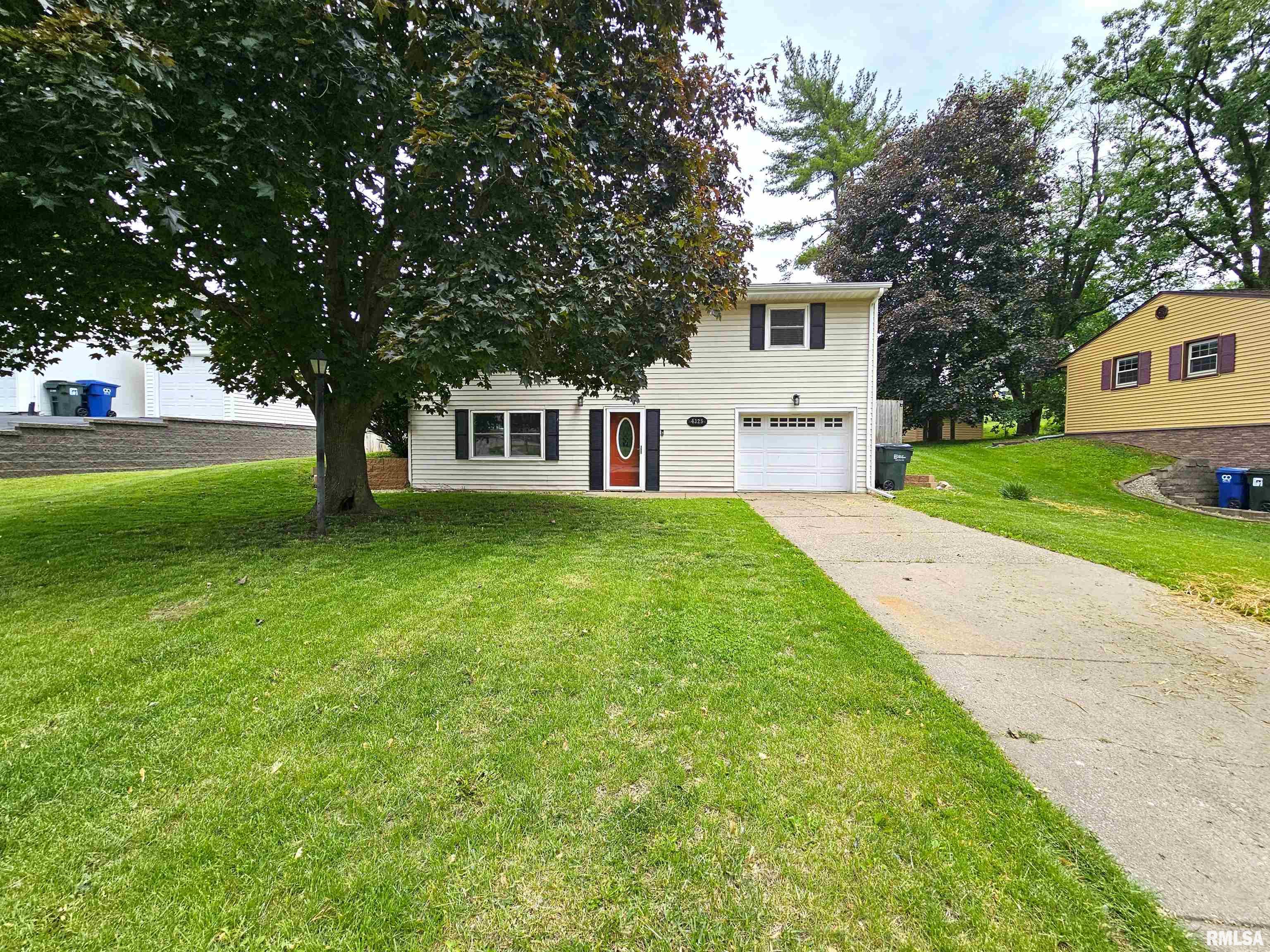 4325 N Lincoln Avenue, Davenport, Iowa image 1