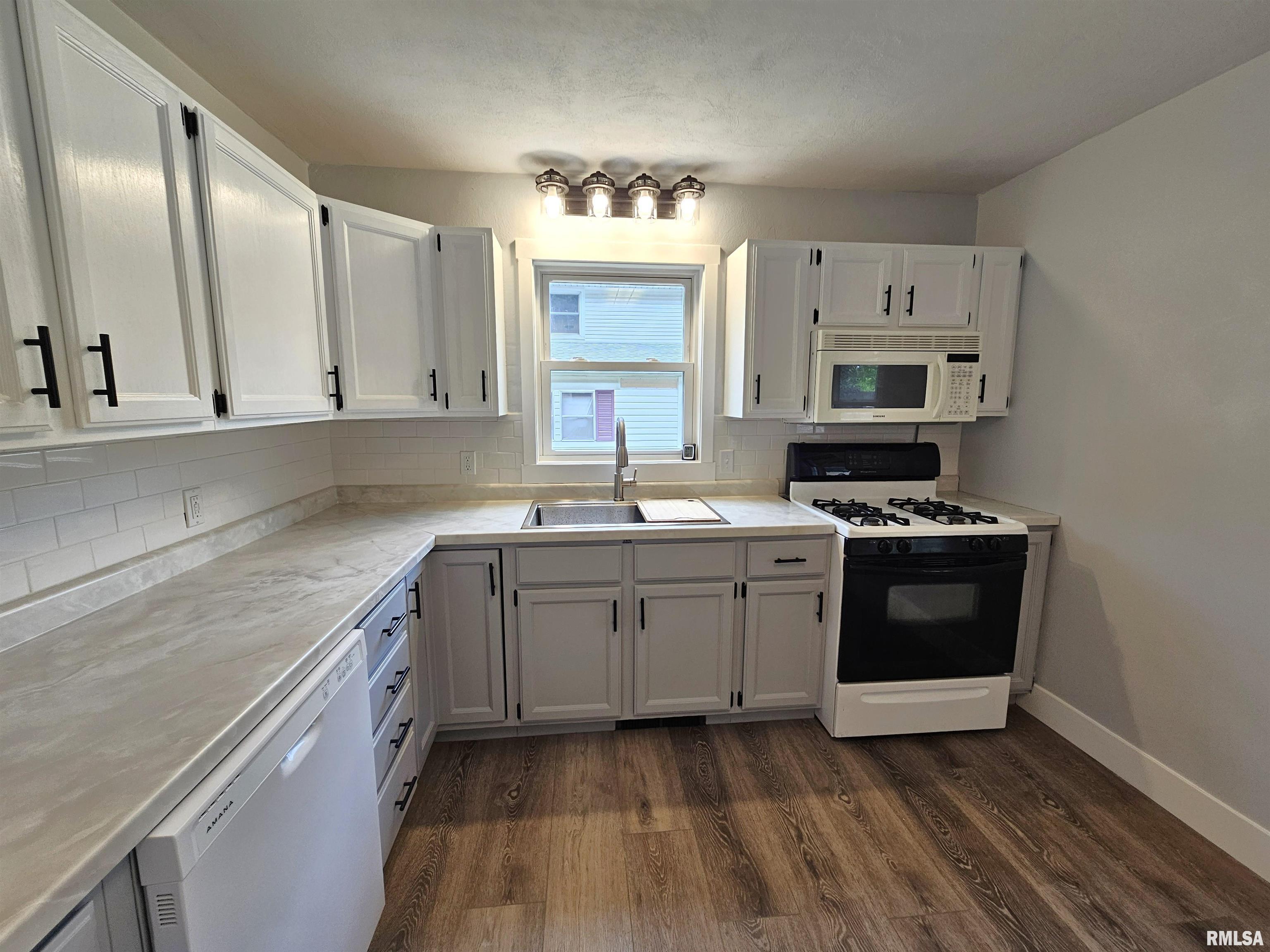 4325 N Lincoln Avenue, Davenport, Iowa image 9