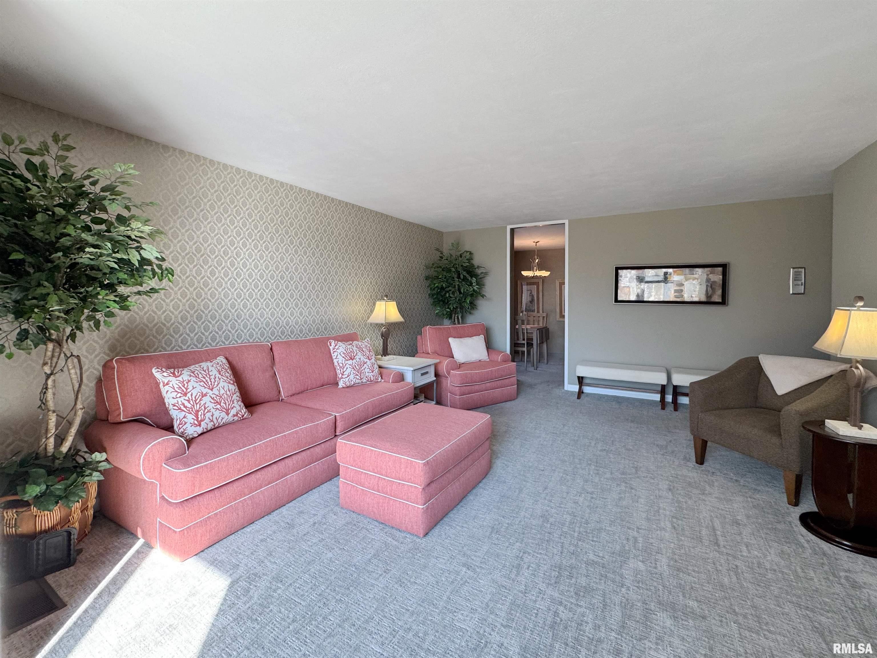 4444 N Knoxville Avenue #301, Peoria, Illinois image 7