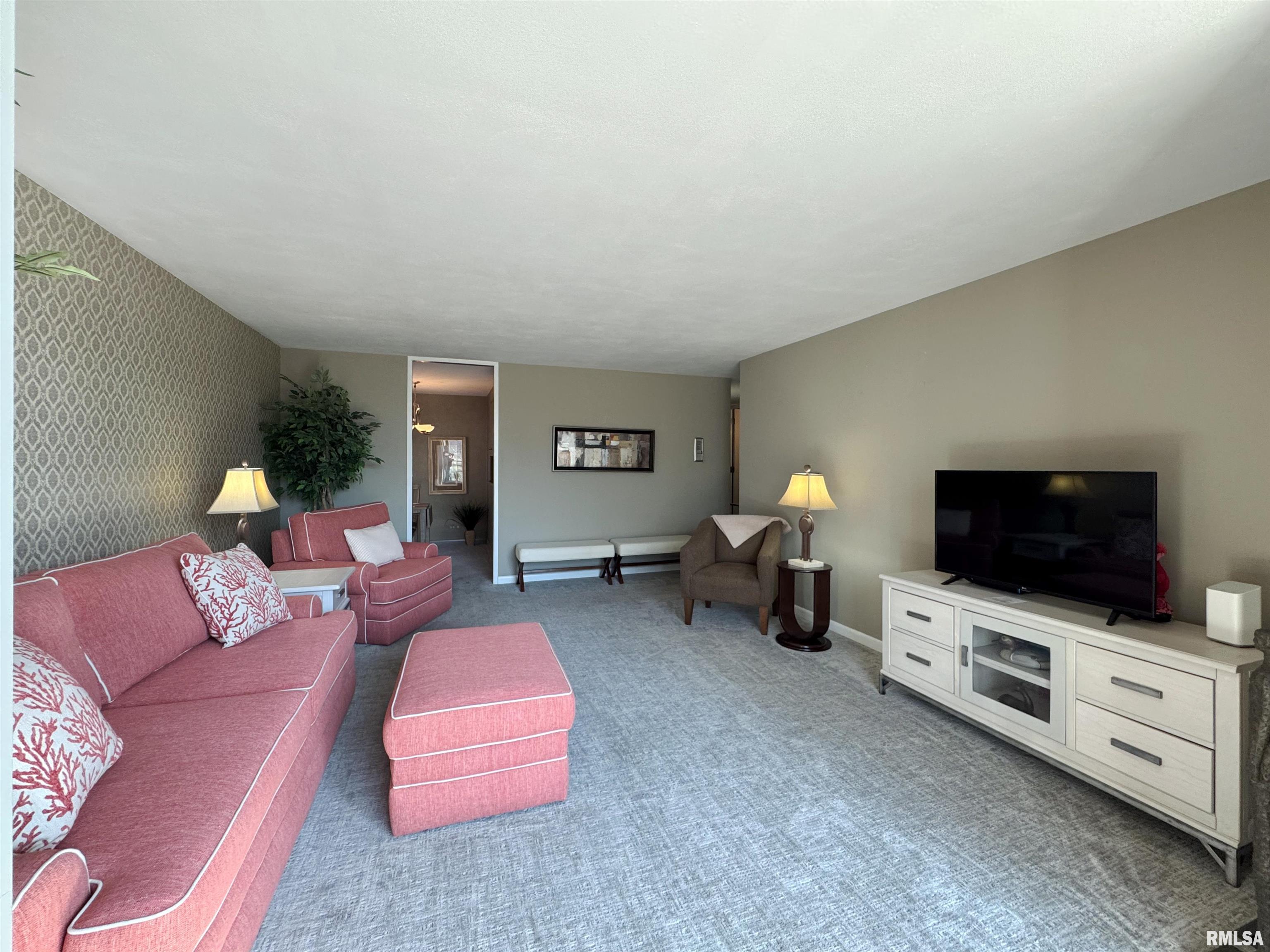 4444 N Knoxville Avenue #301, Peoria, Illinois image 11