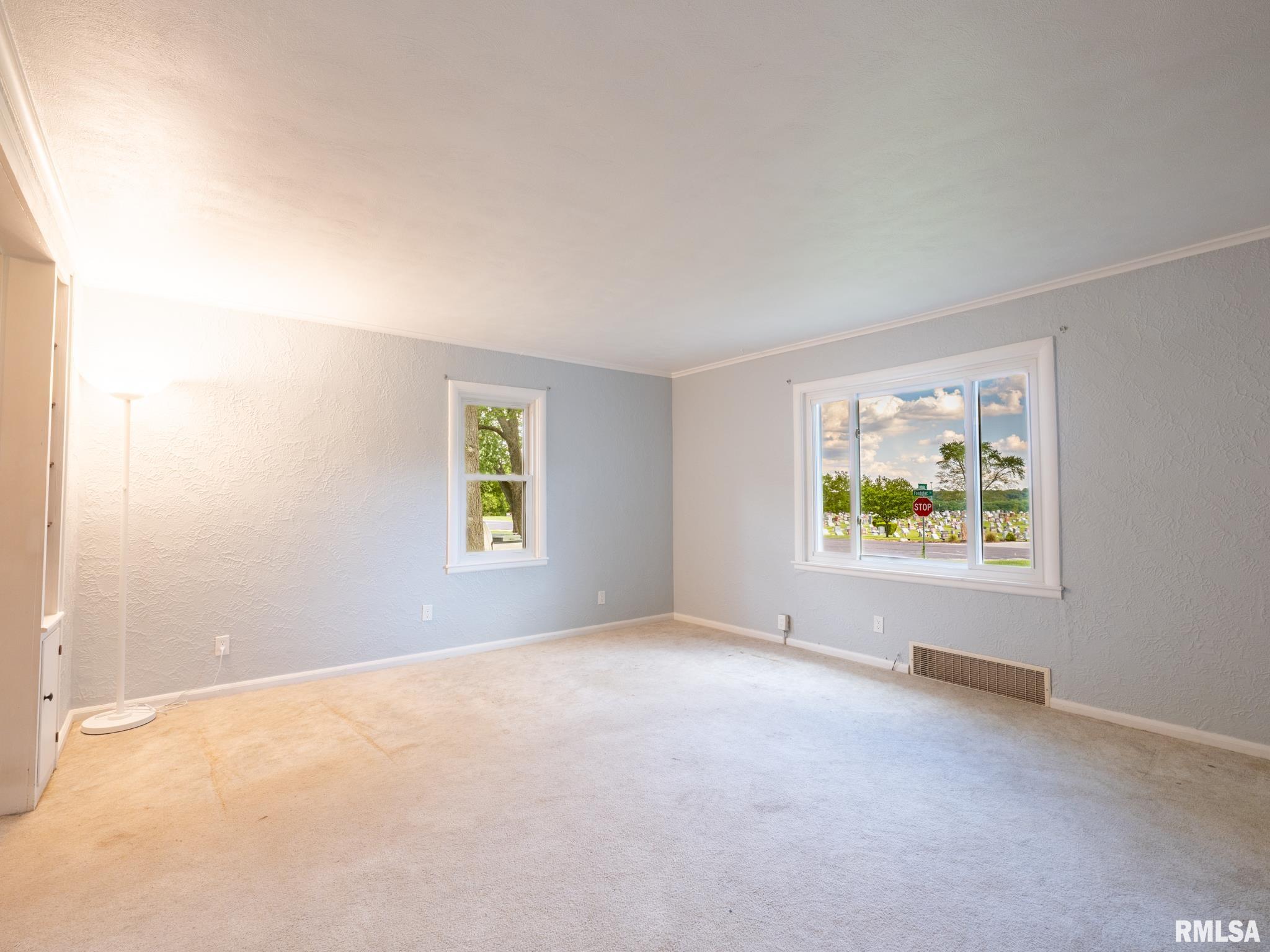 2207 Fondulac Drive, East Peoria, Illinois image 18