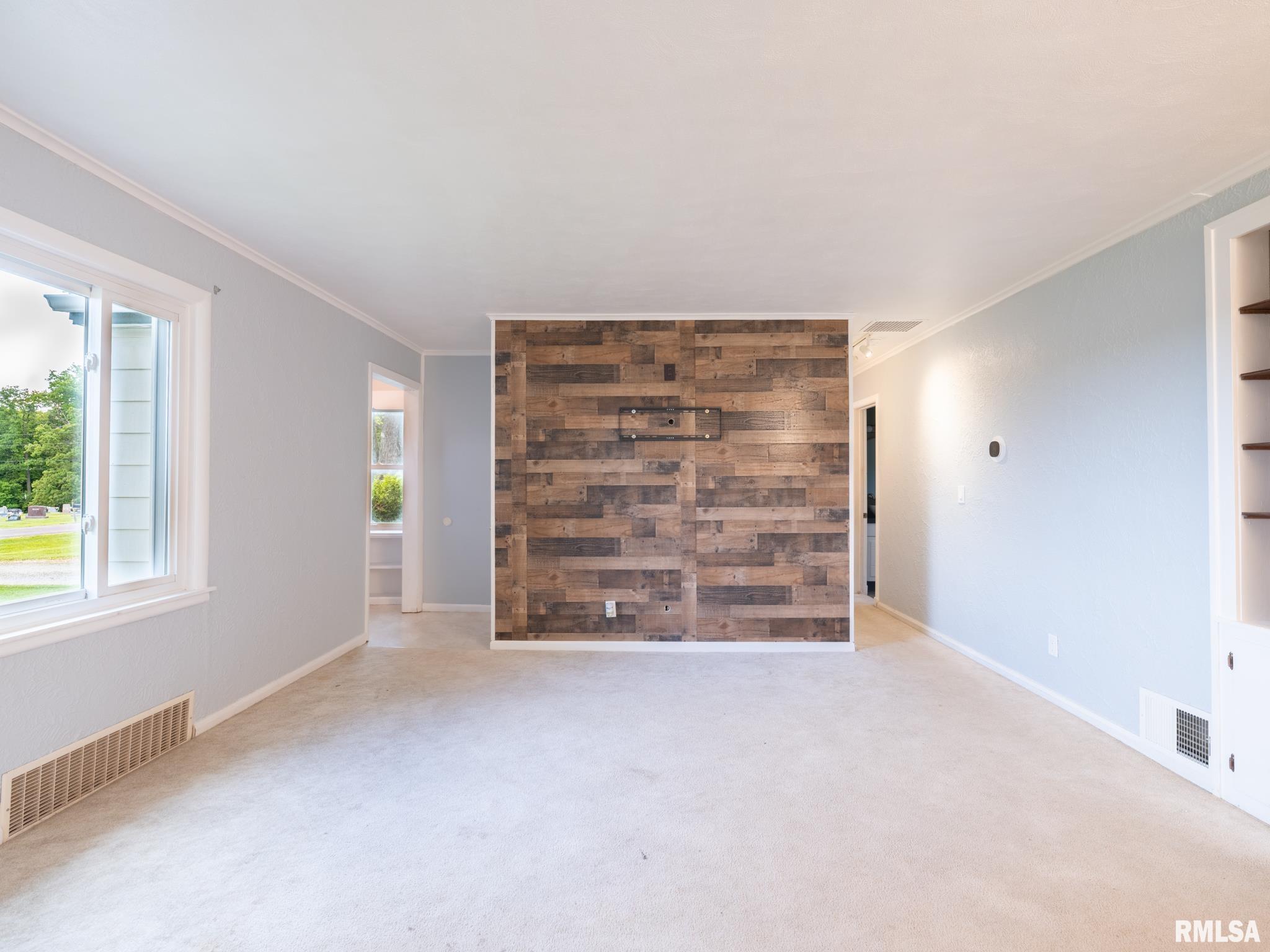 2207 Fondulac Drive, East Peoria, Illinois image 20