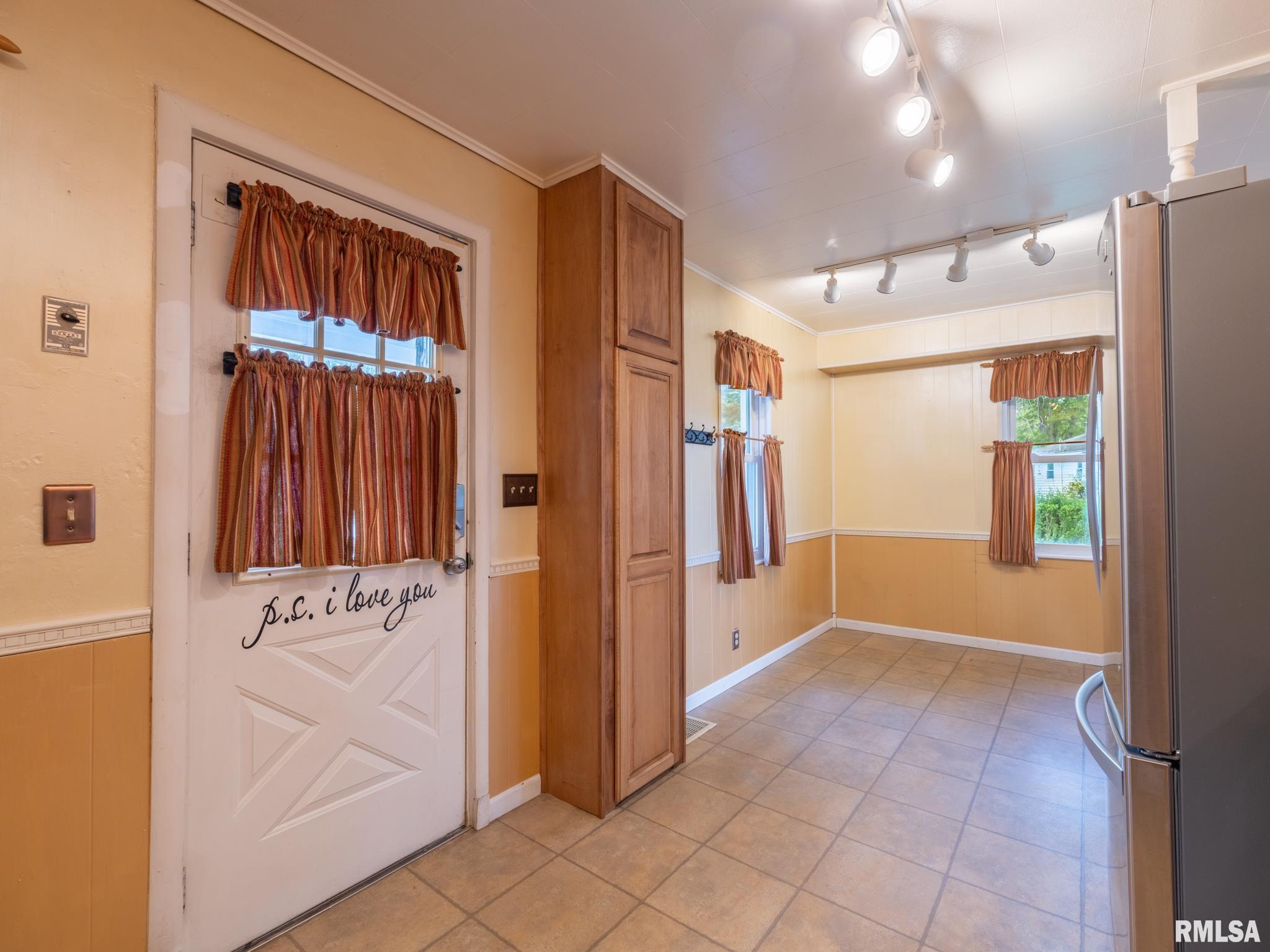 2207 Fondulac Drive, East Peoria, Illinois image 33