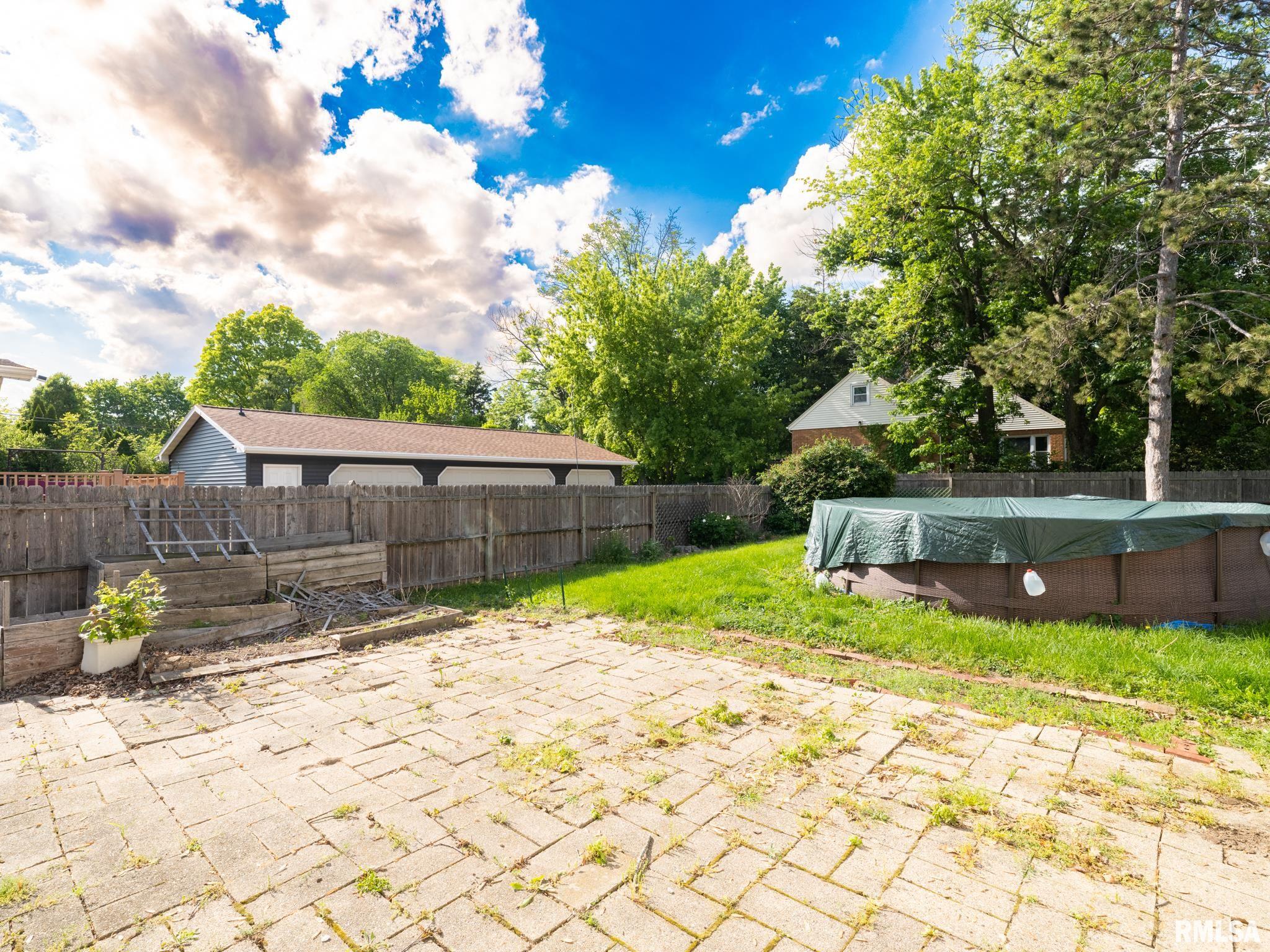 2207 Fondulac Drive, East Peoria, Illinois image 17