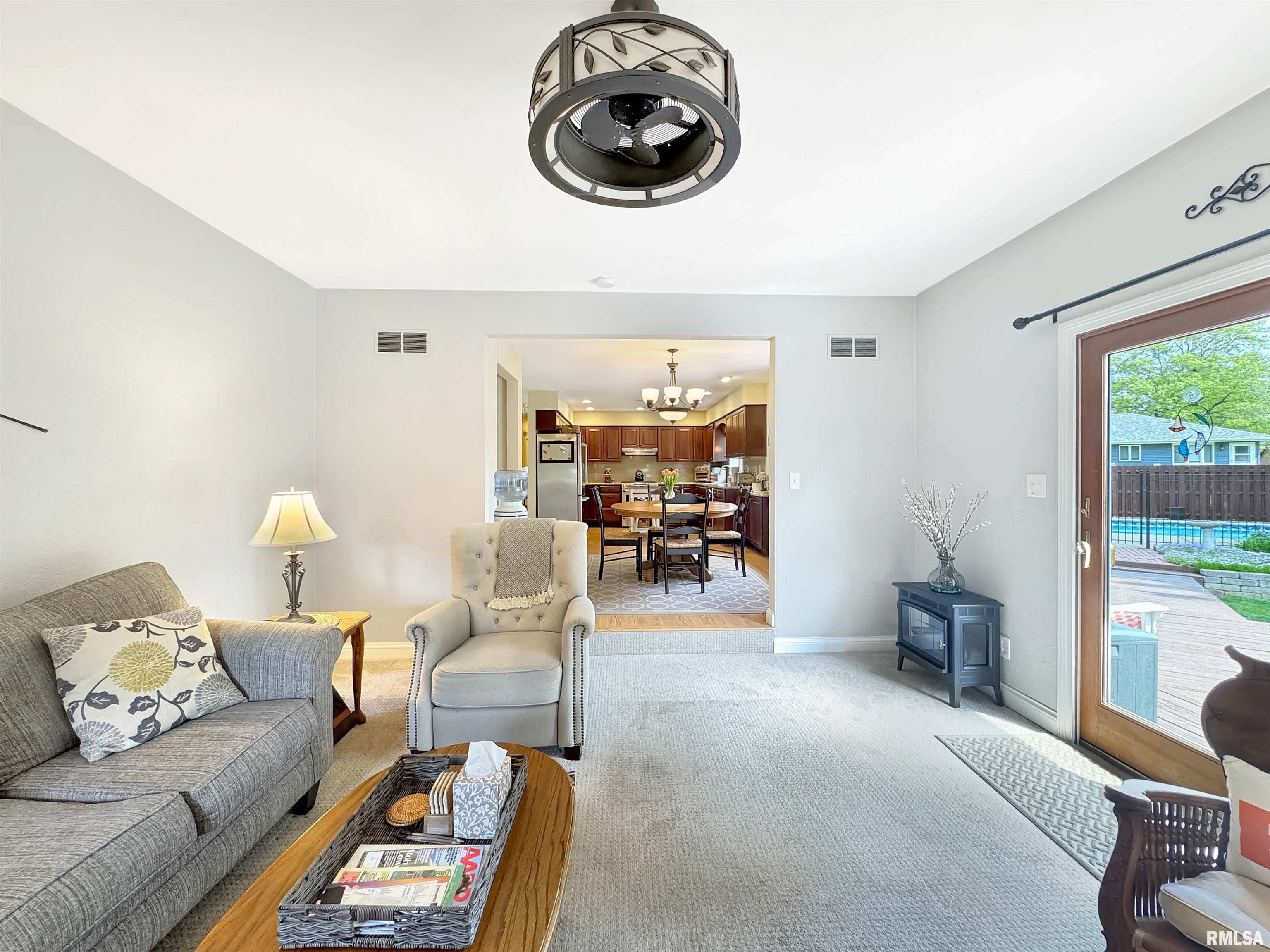 700 Illini Drive, East Peoria, Illinois image 7