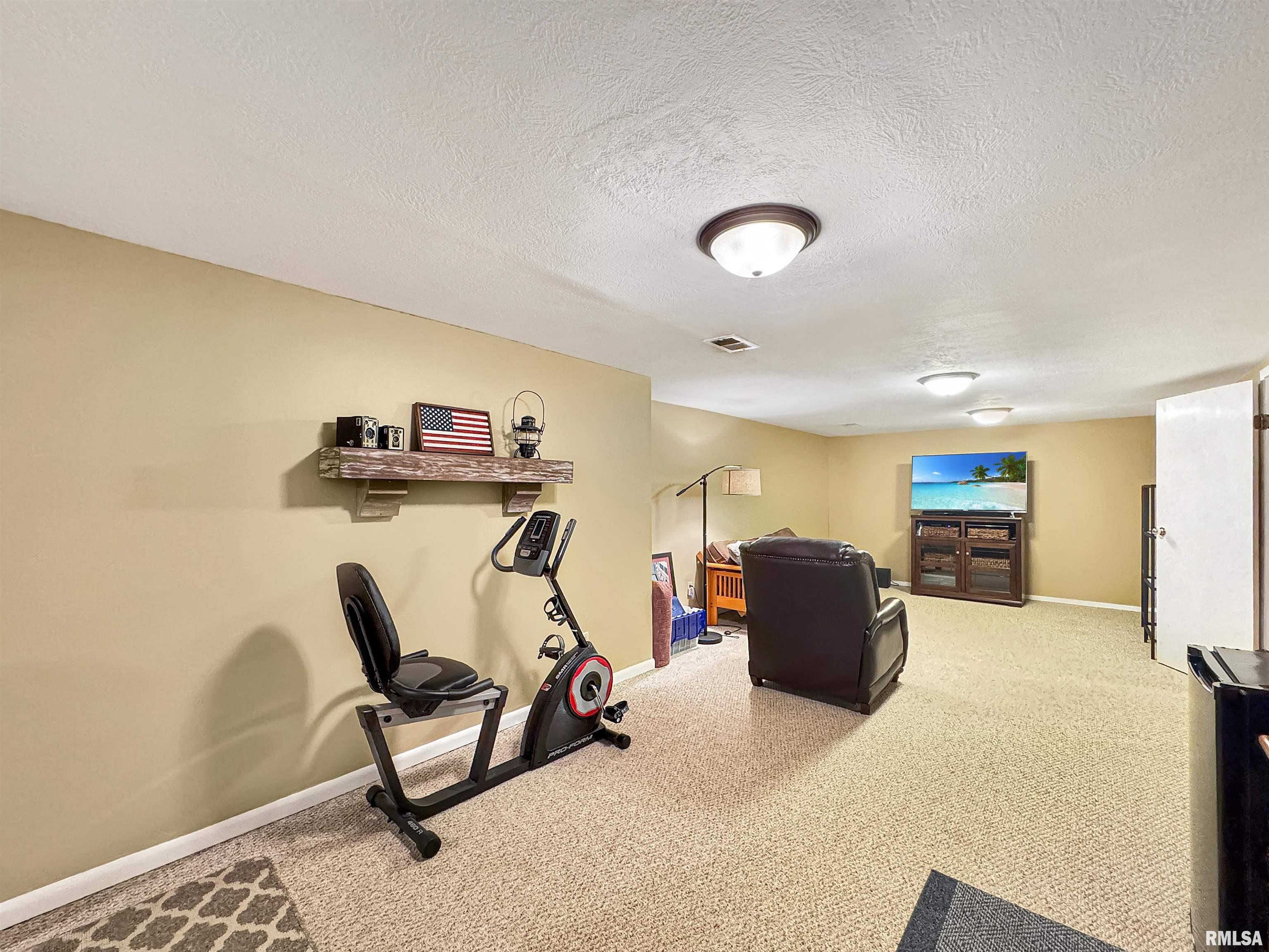 700 Illini Drive, East Peoria, Illinois image 45