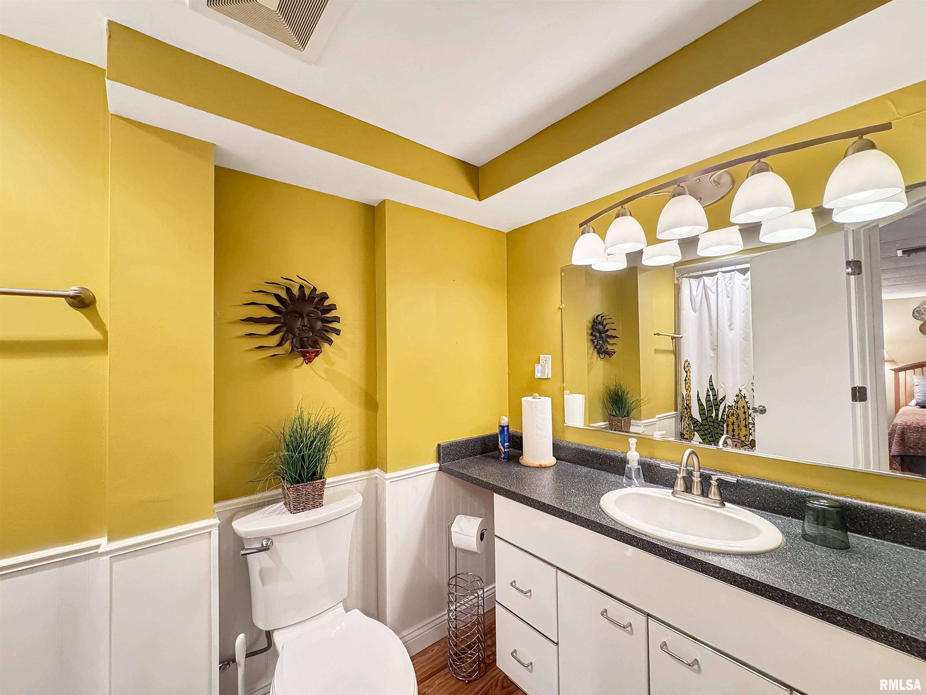 700 Illini Drive, East Peoria, Illinois image 33