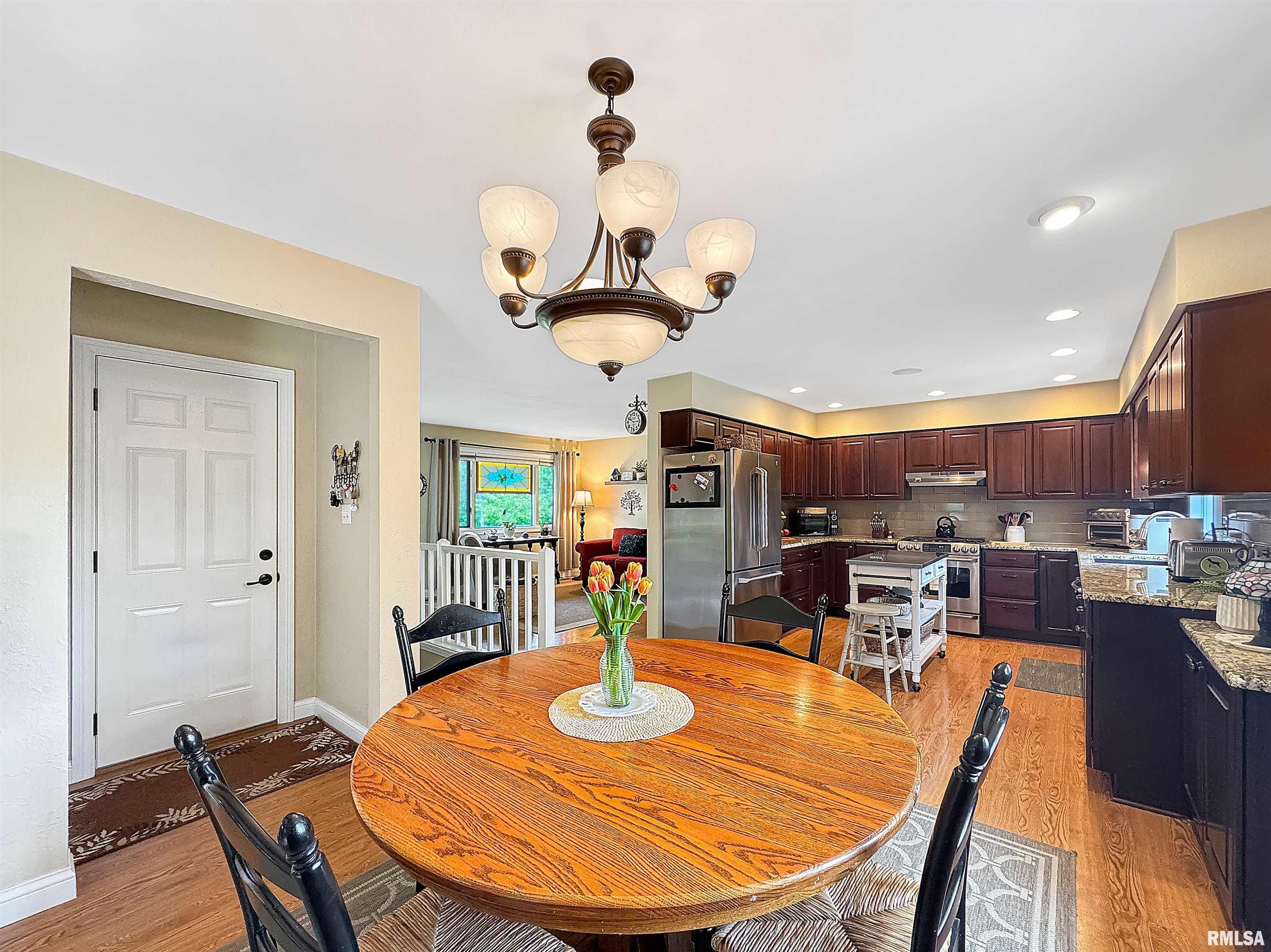 700 Illini Drive, East Peoria, Illinois image 19