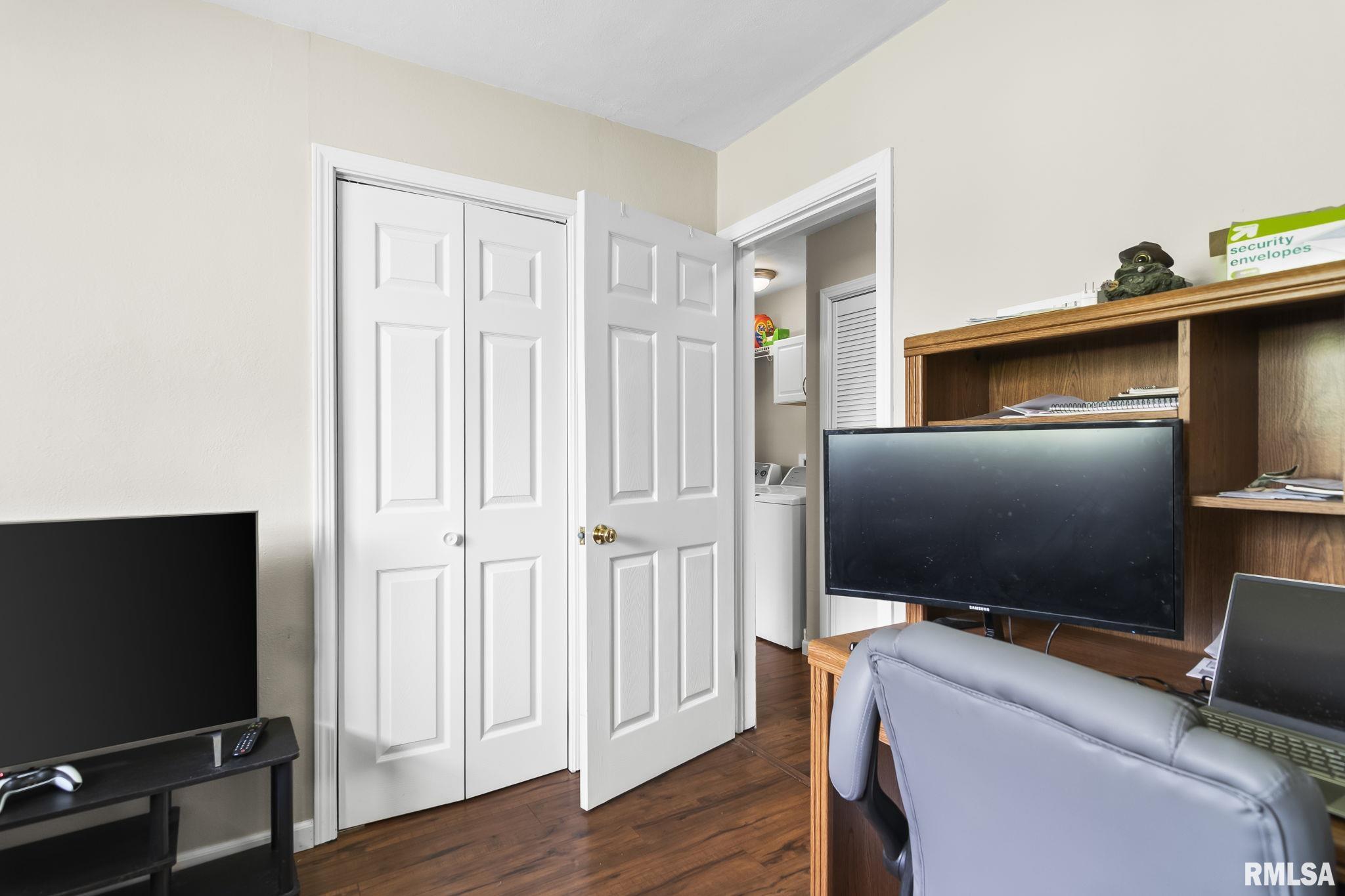 1 Nottingham Road, Springfield, Illinois image 17