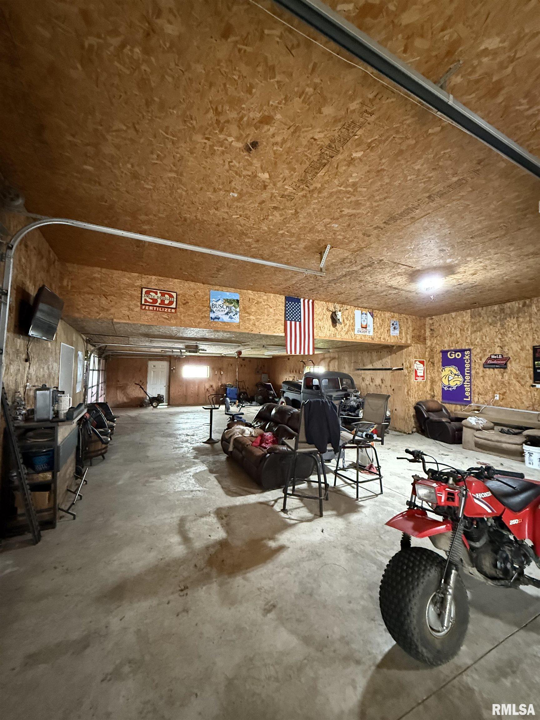 4170 E 1200th Street, Macomb, Illinois image 18