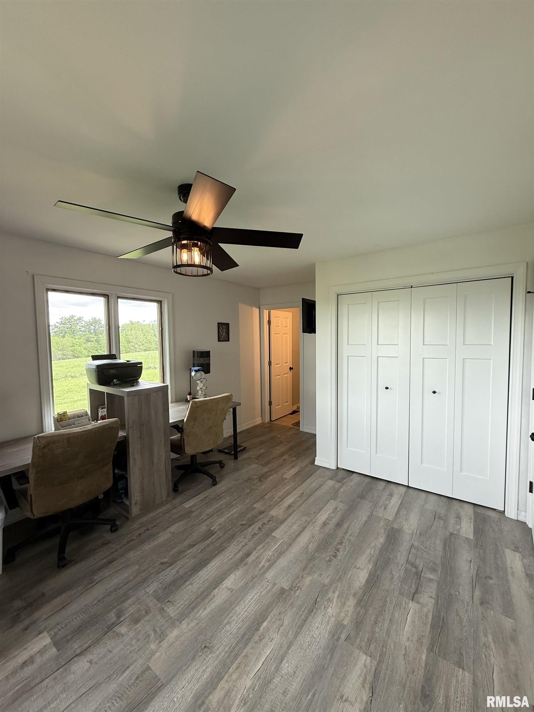4170 E 1200th Street, Macomb, Illinois image 16