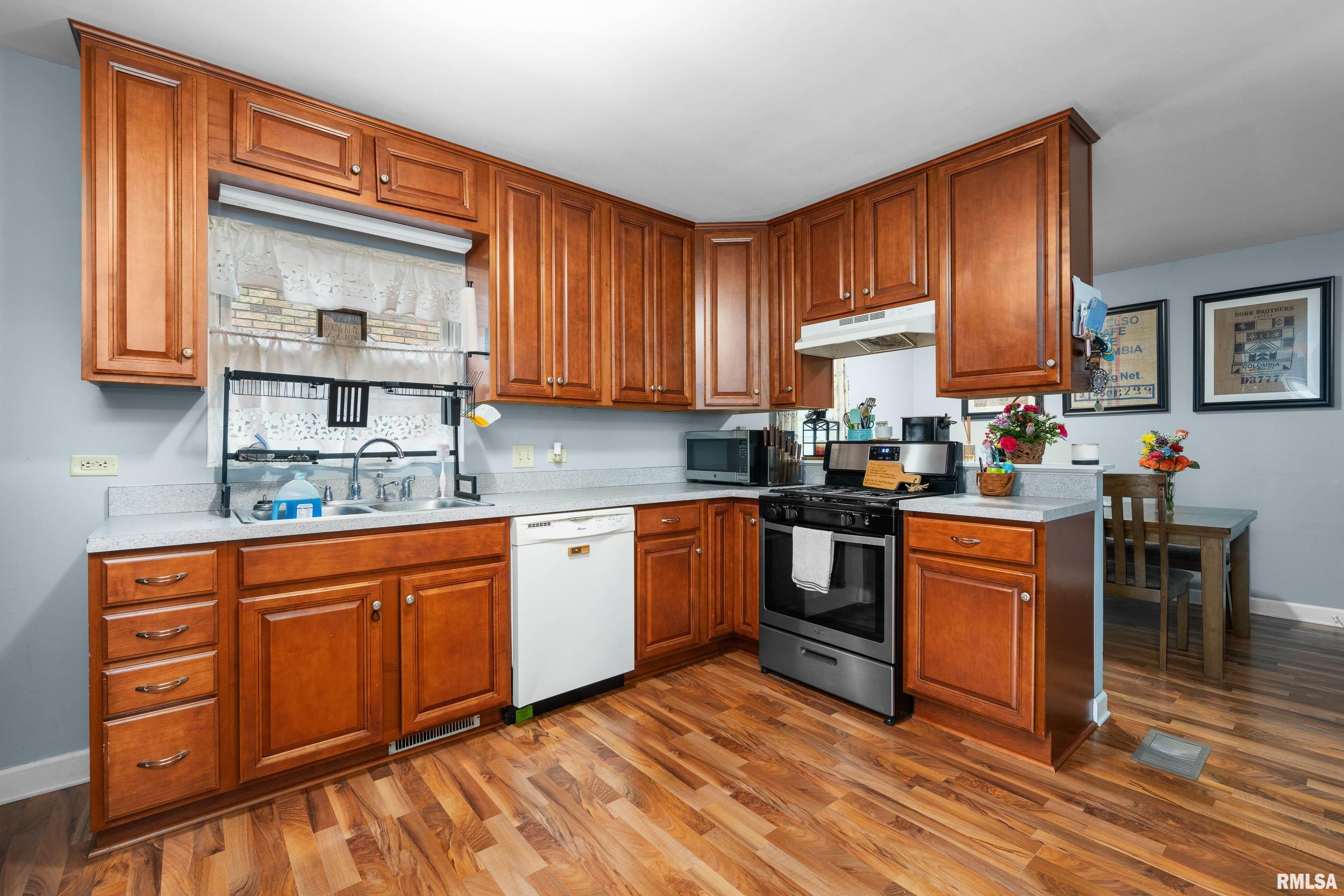 540 15th Avenue, East Moline, Illinois image 7