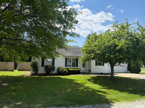 Homes For Sale - 604 N Main Street<br/> Athens, IL 62613