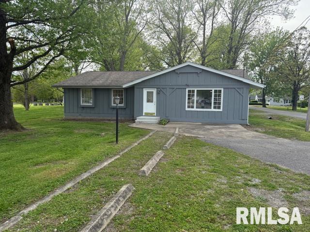 301 S Pershing Street, Energy, Illinois image 1