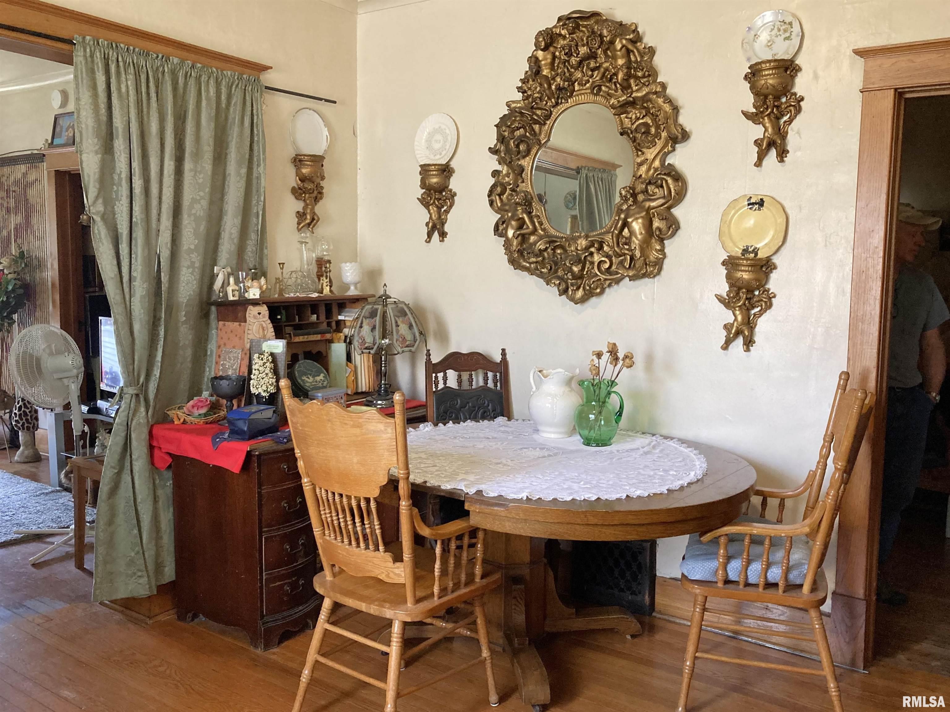 763 Mulberry Street, Galesburg, Illinois image 14