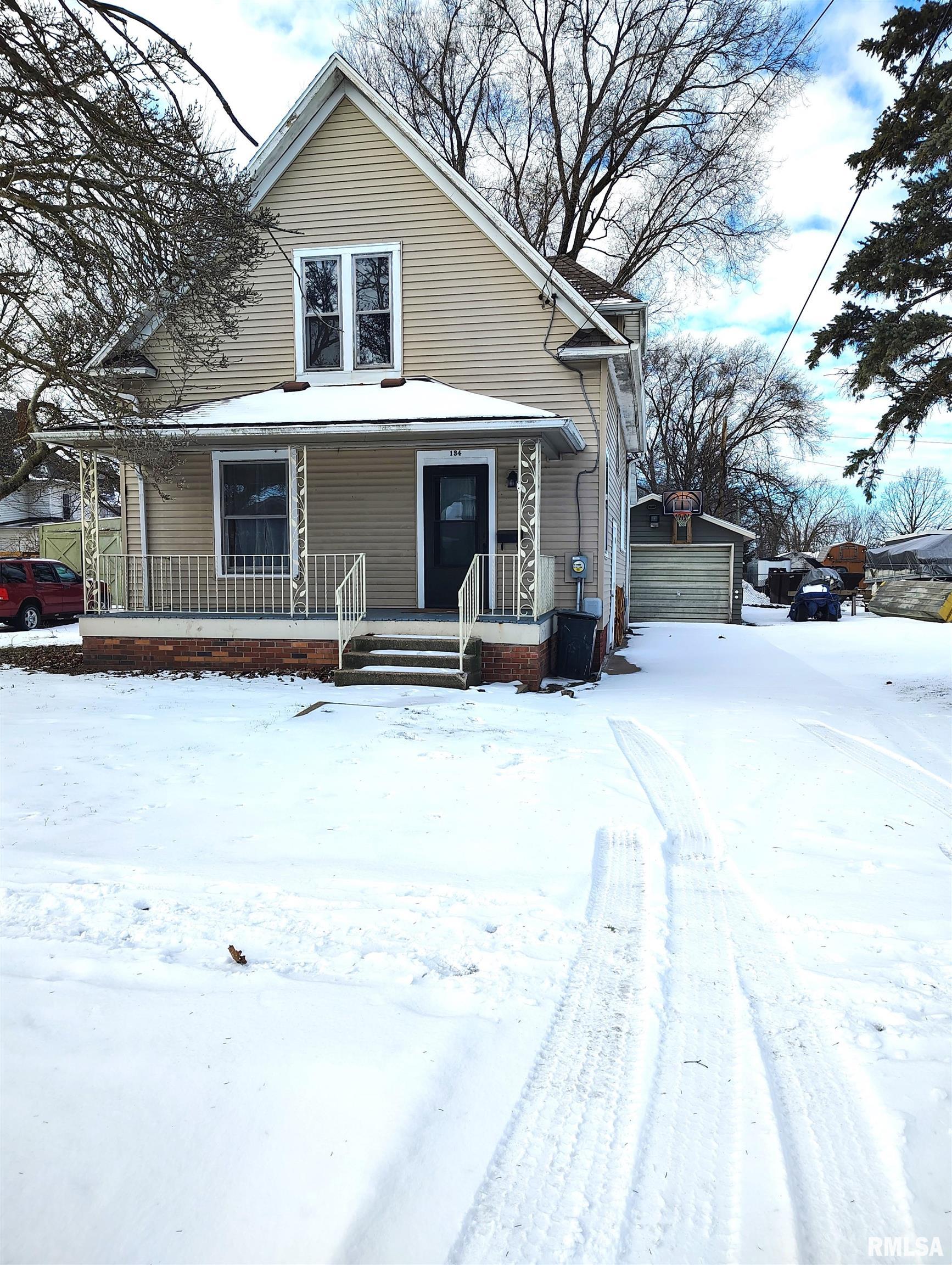 134 N Avenue D, Canton, Illinois image 1