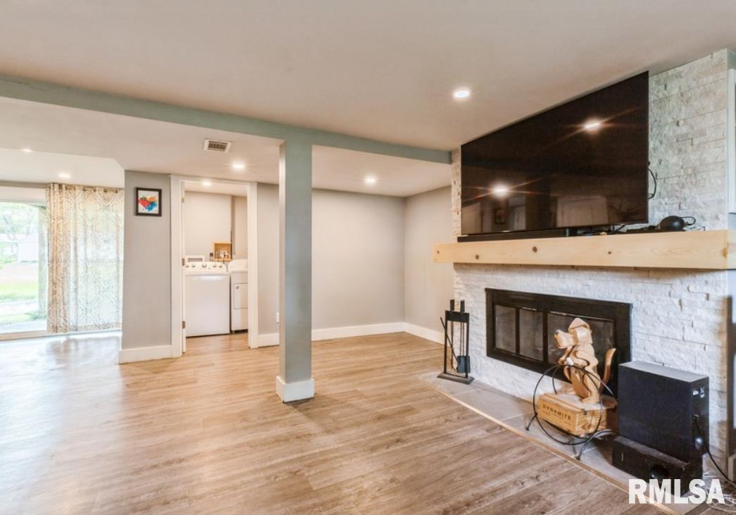 3071 S Hampton Drive, Bettendorf, Iowa image 22