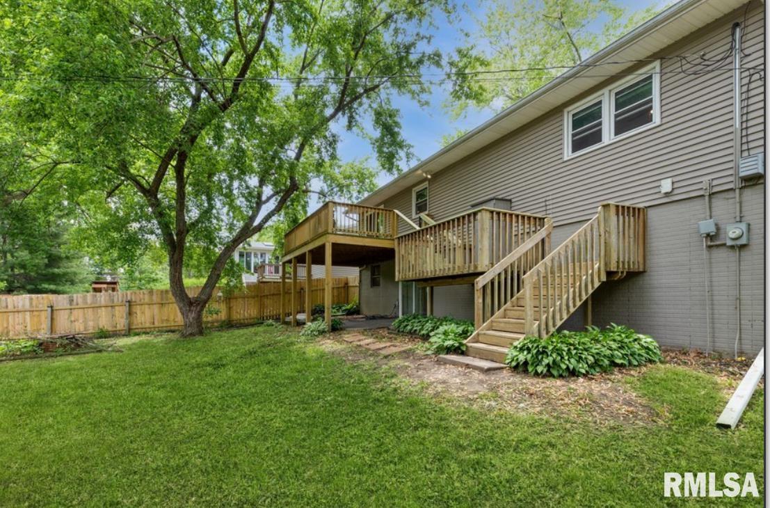 3071 S Hampton Drive, Bettendorf, Iowa image 5