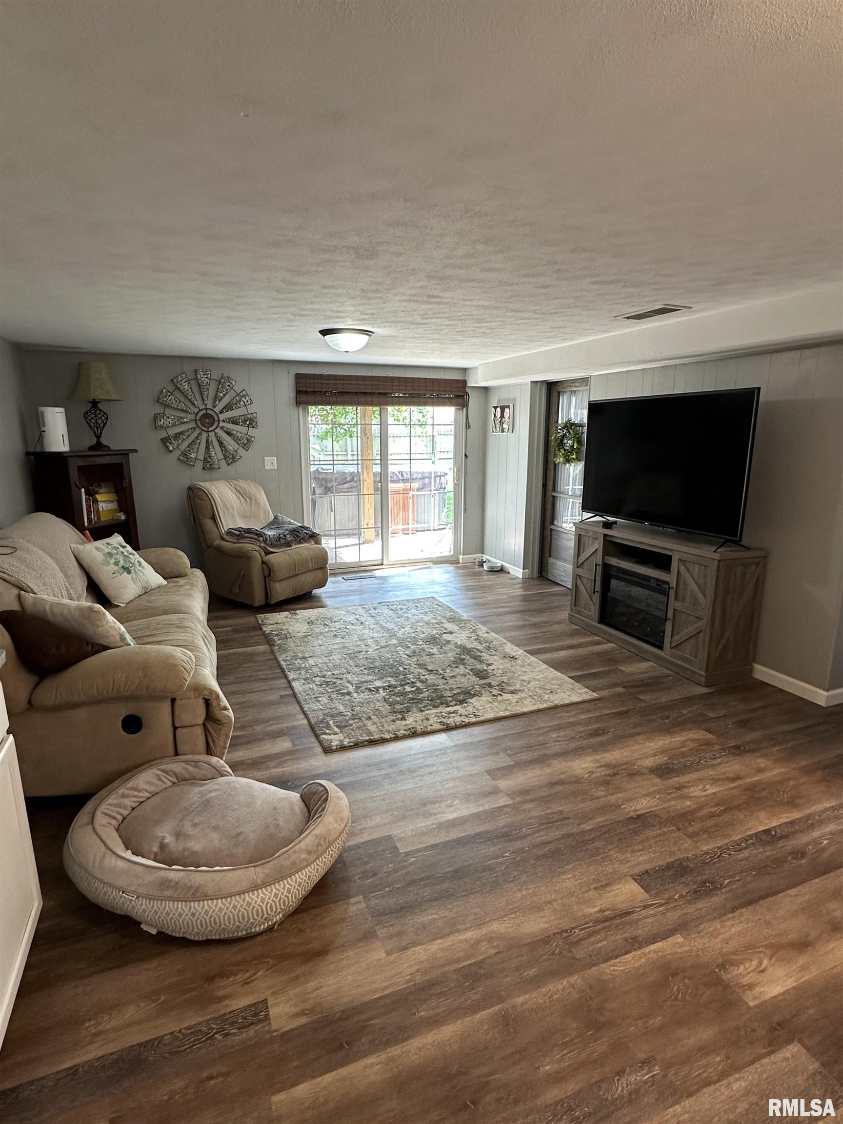 5828 W Colt Drive, Peoria, Illinois image 13