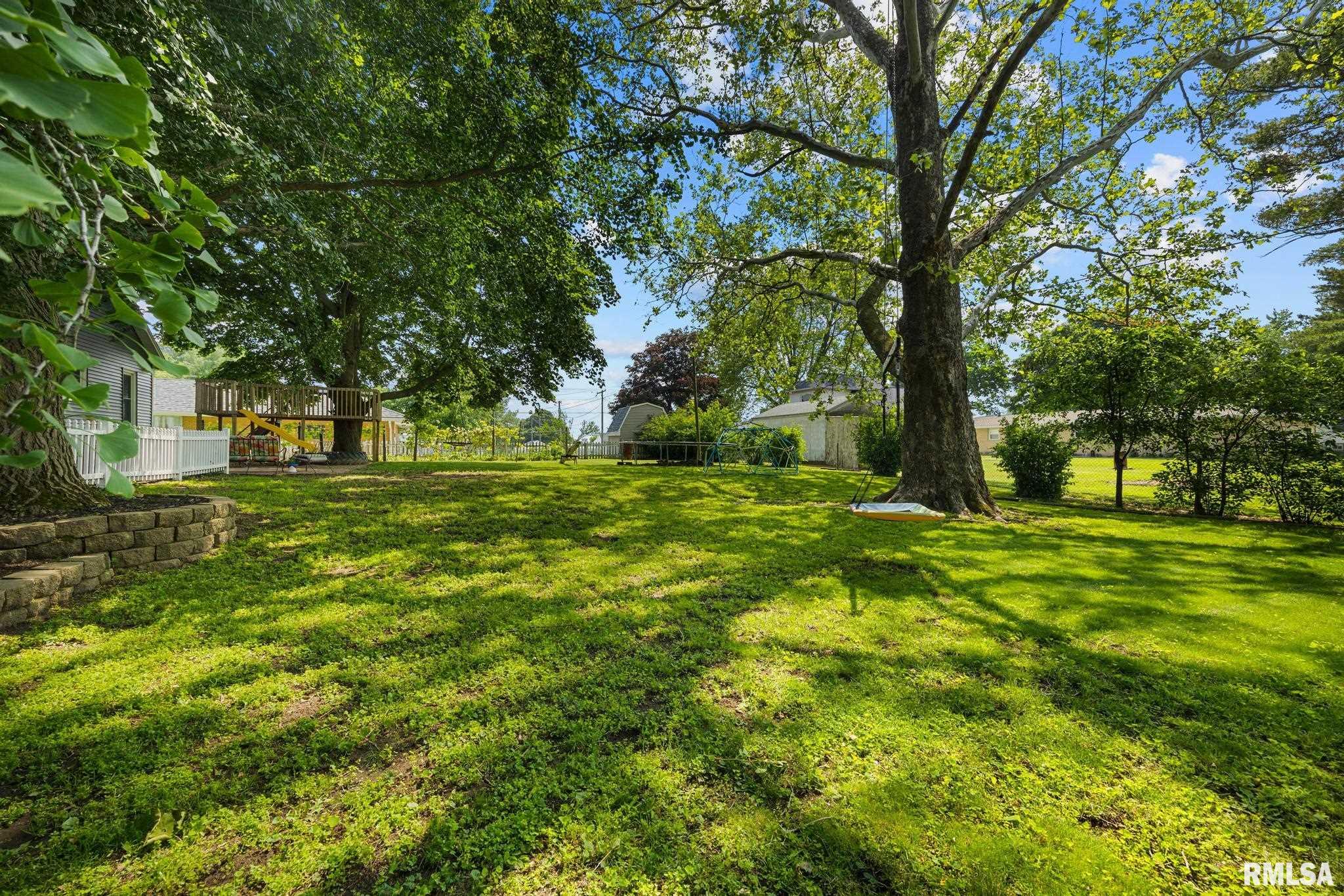 703 N Main Street, Roanoke, Illinois image 37