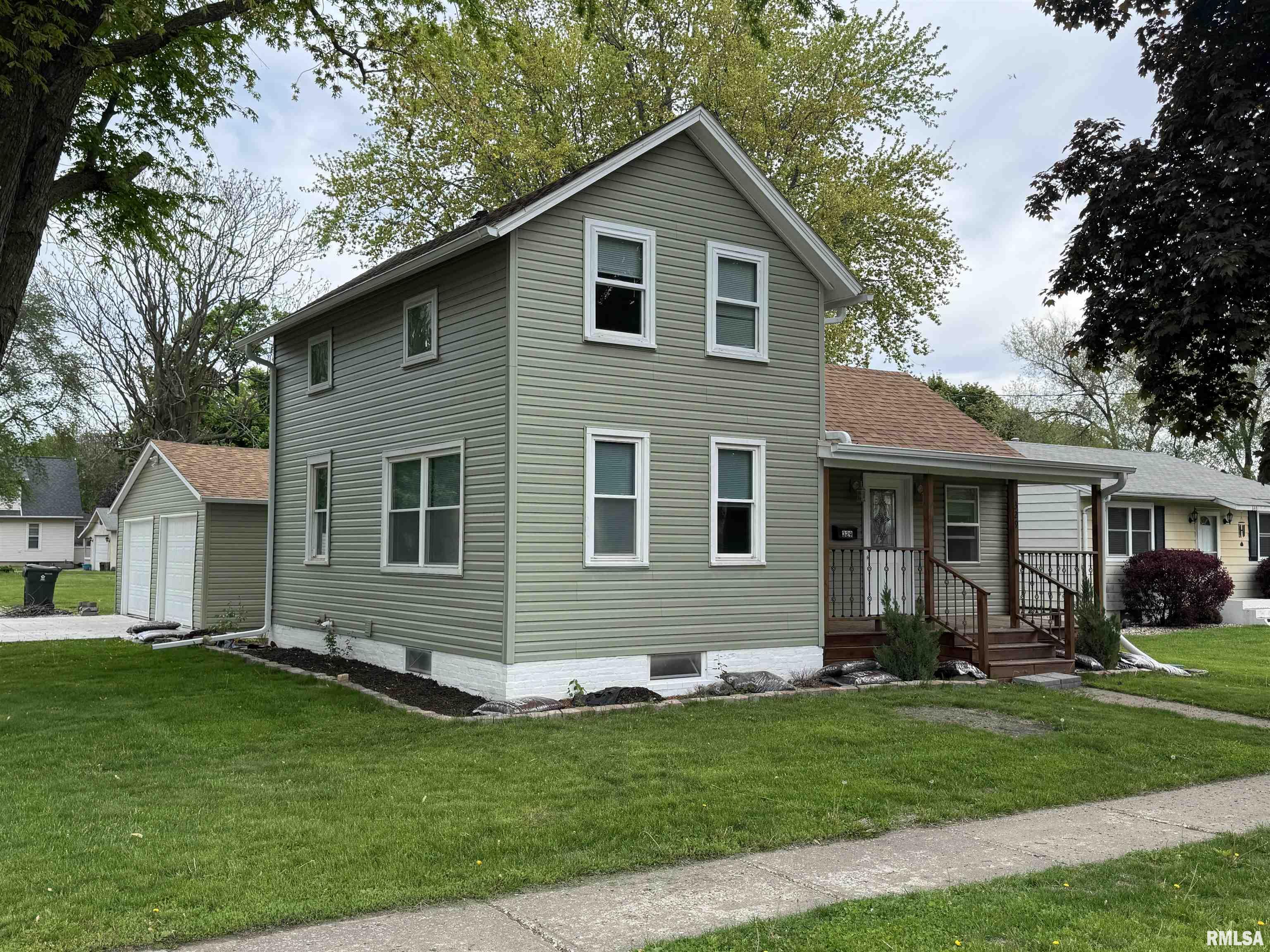 329 E Orange Street, Geneseo, Illinois image 2