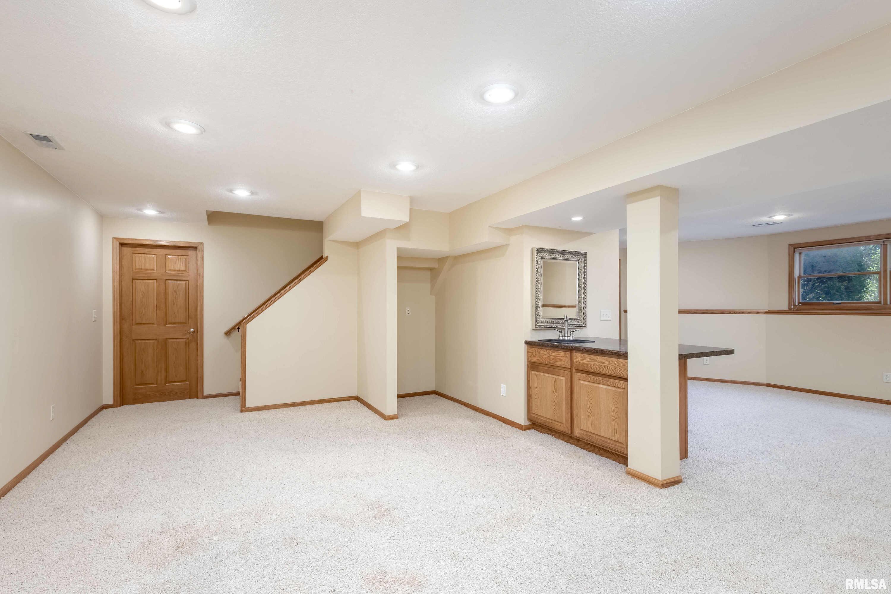 4528 Amber Court, Bettendorf, Iowa image 35